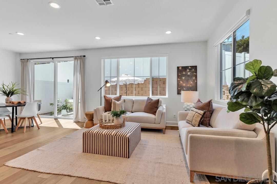 Detail Gallery Image 8 of 31 For 7701  Jasmine Ct, Santee,  CA 92071 - 4 Beds | 2/1 Baths