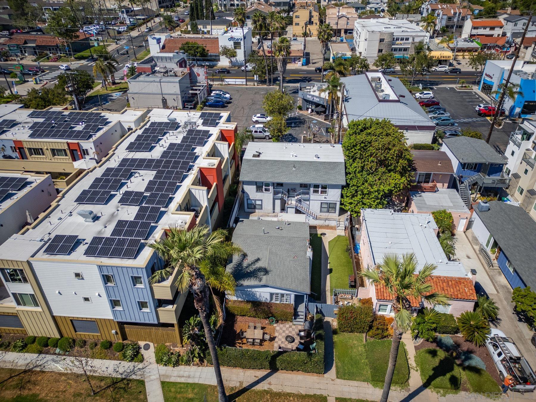 Detail Gallery Image 7 of 18 For 1930-34  Hornblend Street, San Diego,  CA 92109 - – Beds | – Baths