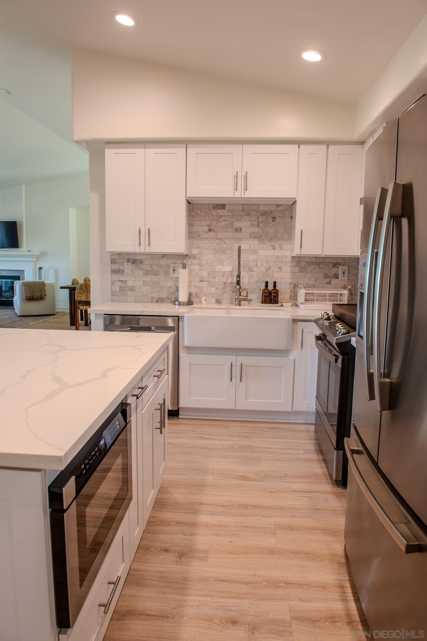 Detail Gallery Image 12 of 39 For 1859  Carolyn Dr, Chula Vista,  CA 91913 - 3 Beds | 2/1 Baths