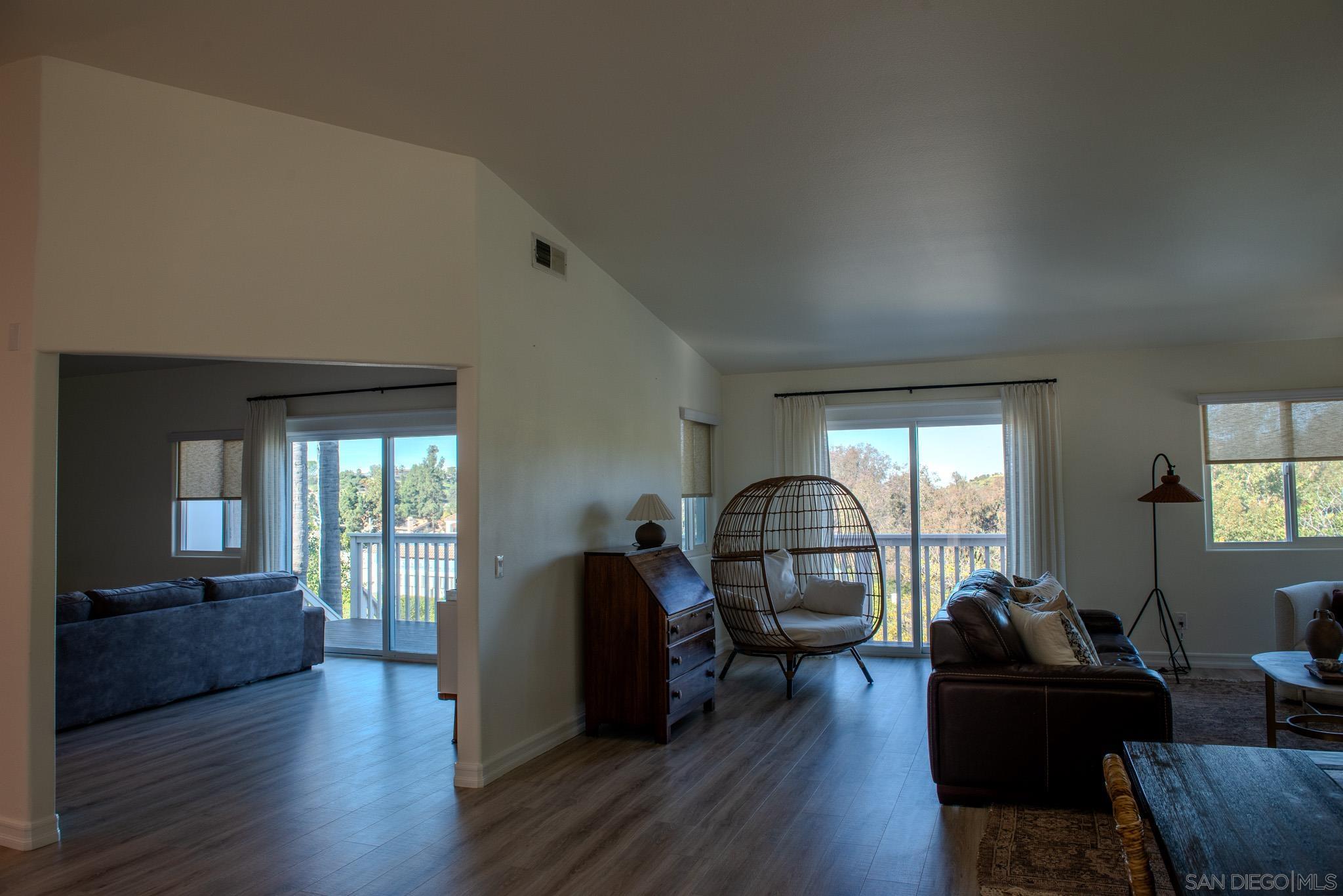 Detail Gallery Image 8 of 39 For 1859  Carolyn Dr, Chula Vista,  CA 91913 - 3 Beds | 2/1 Baths