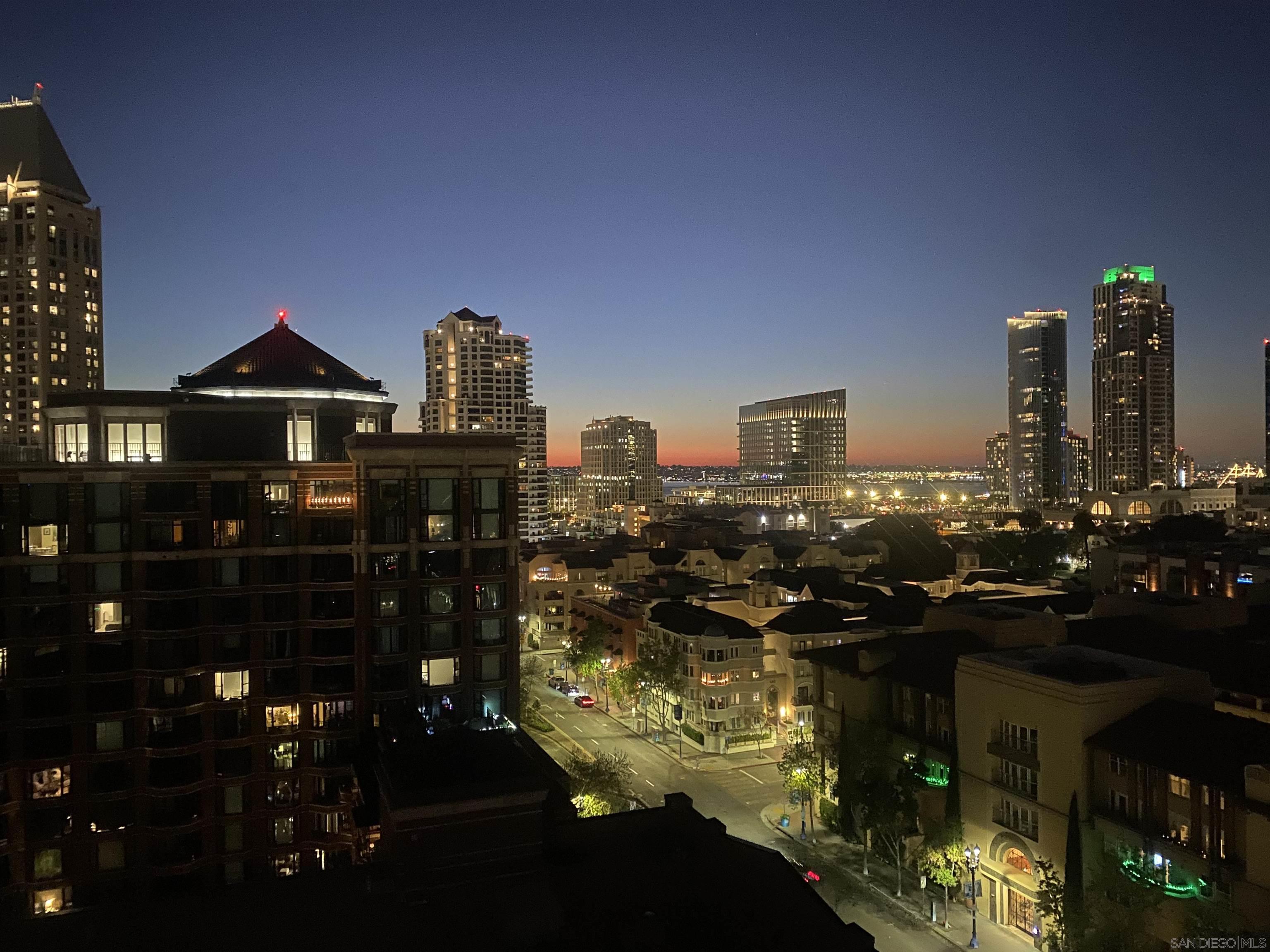 Detail Gallery Image 17 of 38 For 550  Front Street  #1007,  San Diego,  CA 92101 - 1 Beds | 1 Baths