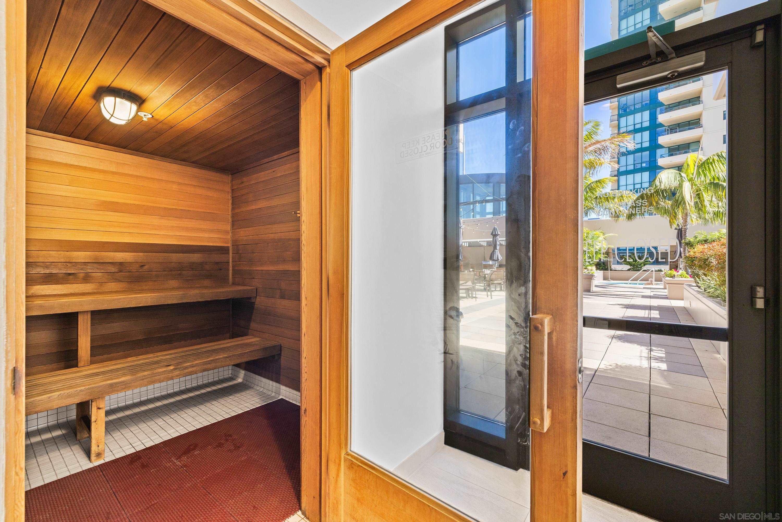 Detail Gallery Image 36 of 38 For 550  Front Street  #1007,  San Diego,  CA 92101 - 1 Beds | 1 Baths