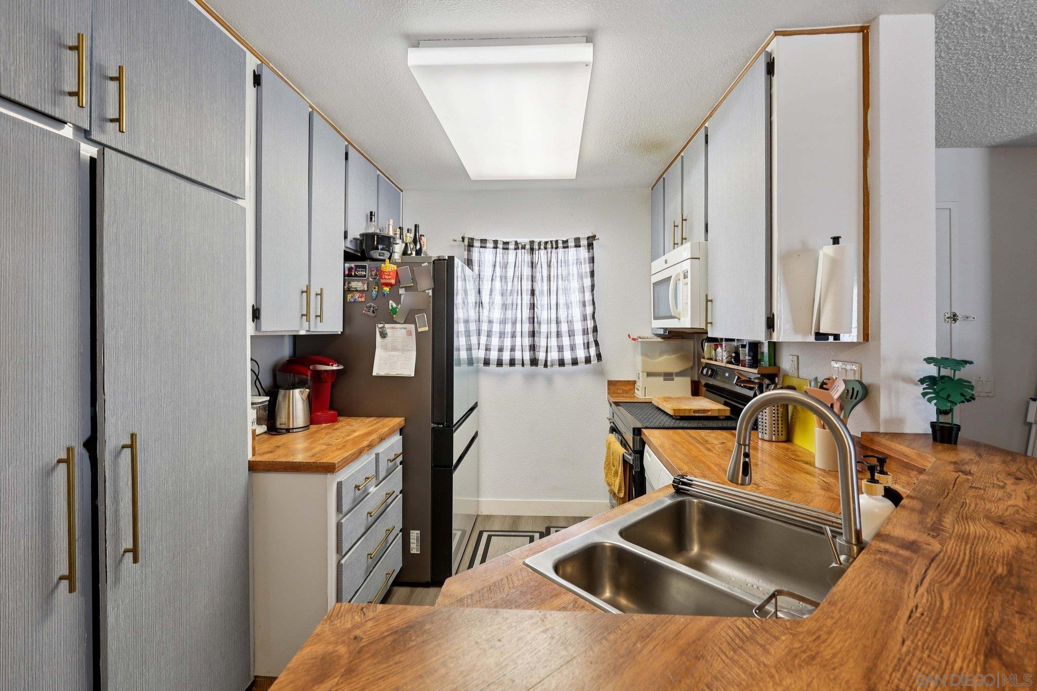 Detail Gallery Image 14 of 35 For 9725  Mesa Springs  #177,  San Diego,  CA 92126 - 2 Beds | 2 Baths