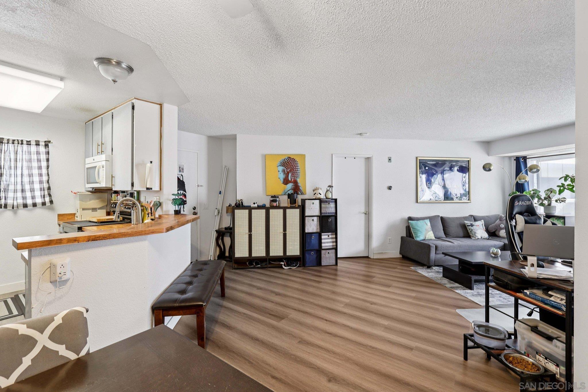 Detail Gallery Image 7 of 35 For 9725  Mesa Springs  #177,  San Diego,  CA 92126 - 2 Beds | 2 Baths