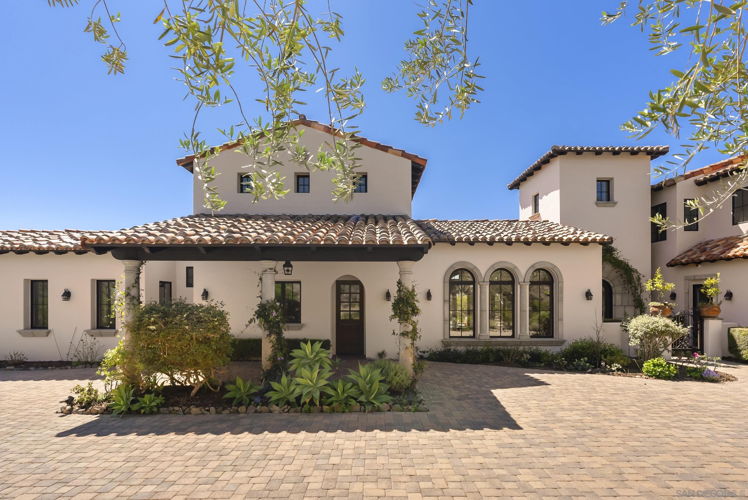 Detail Gallery Image 5 of 10 For Camino De Arriba, Rancho Santa Fe,  CA 92067 - 6 Beds | 6/1 Baths