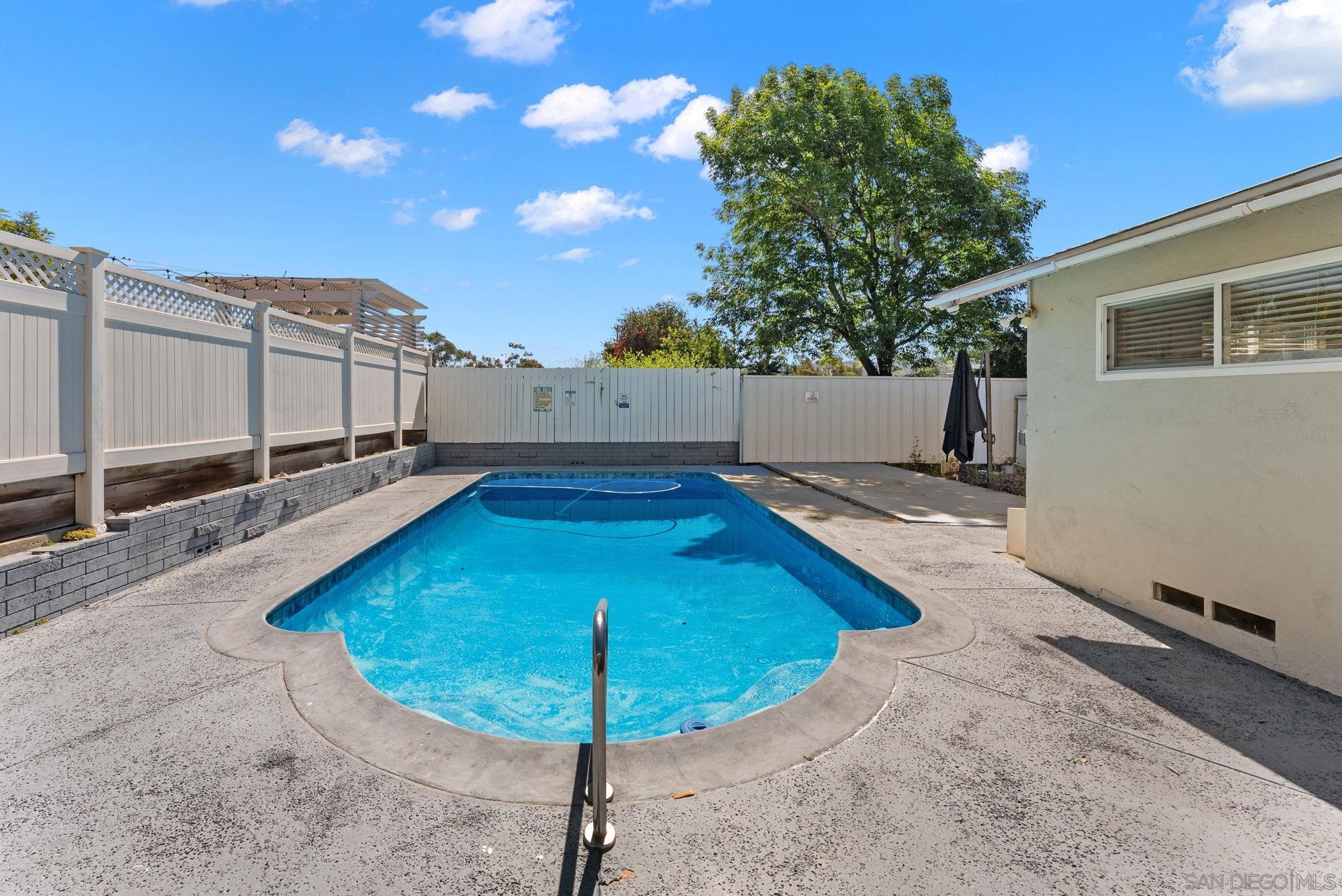 Detail Gallery Image 17 of 29 For 5935  Joel, La Mesa,  CA 91942 - 4 Beds | 2 Baths