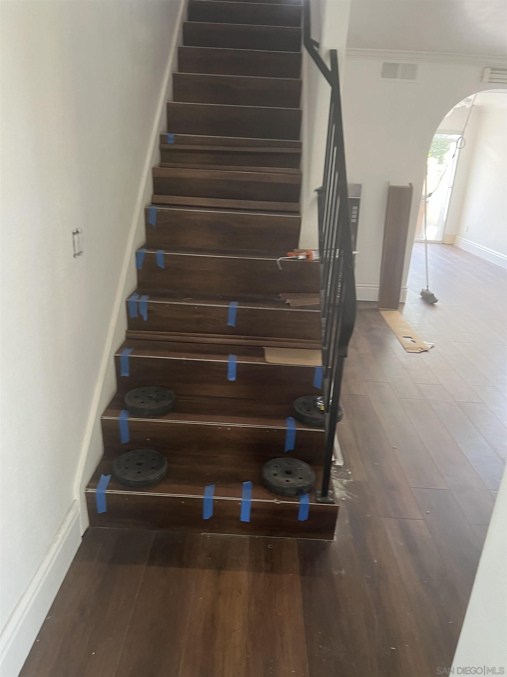 Detail Gallery Image 5 of 5 For 1113  Decker St  a, El Cajon,  CA 92019 - 2 Beds | 1/1 Baths