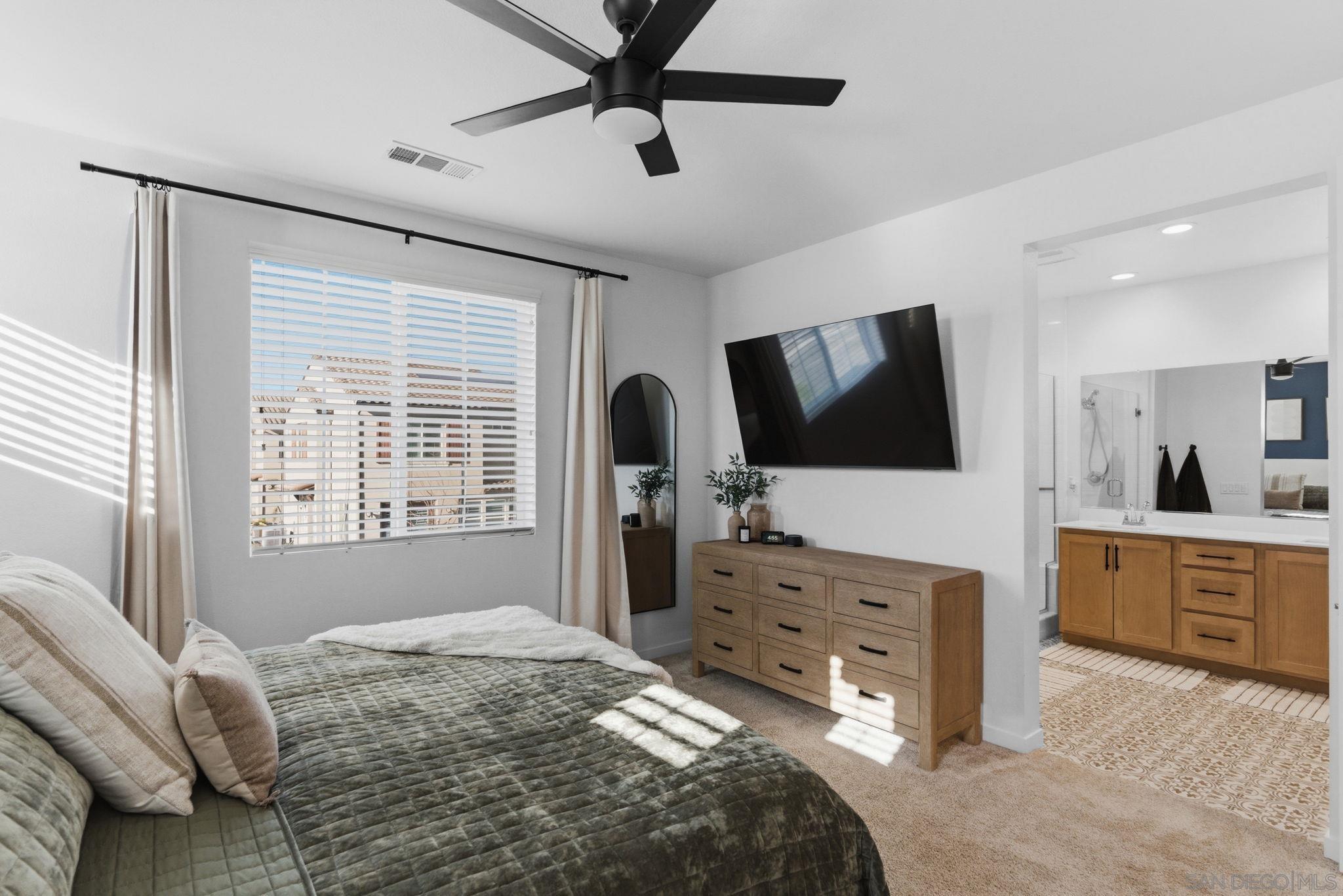 Detail Gallery Image 17 of 39 For 39345  Corvina Ln, Temecula,  CA 92591 - 4 Beds | 2/1 Baths