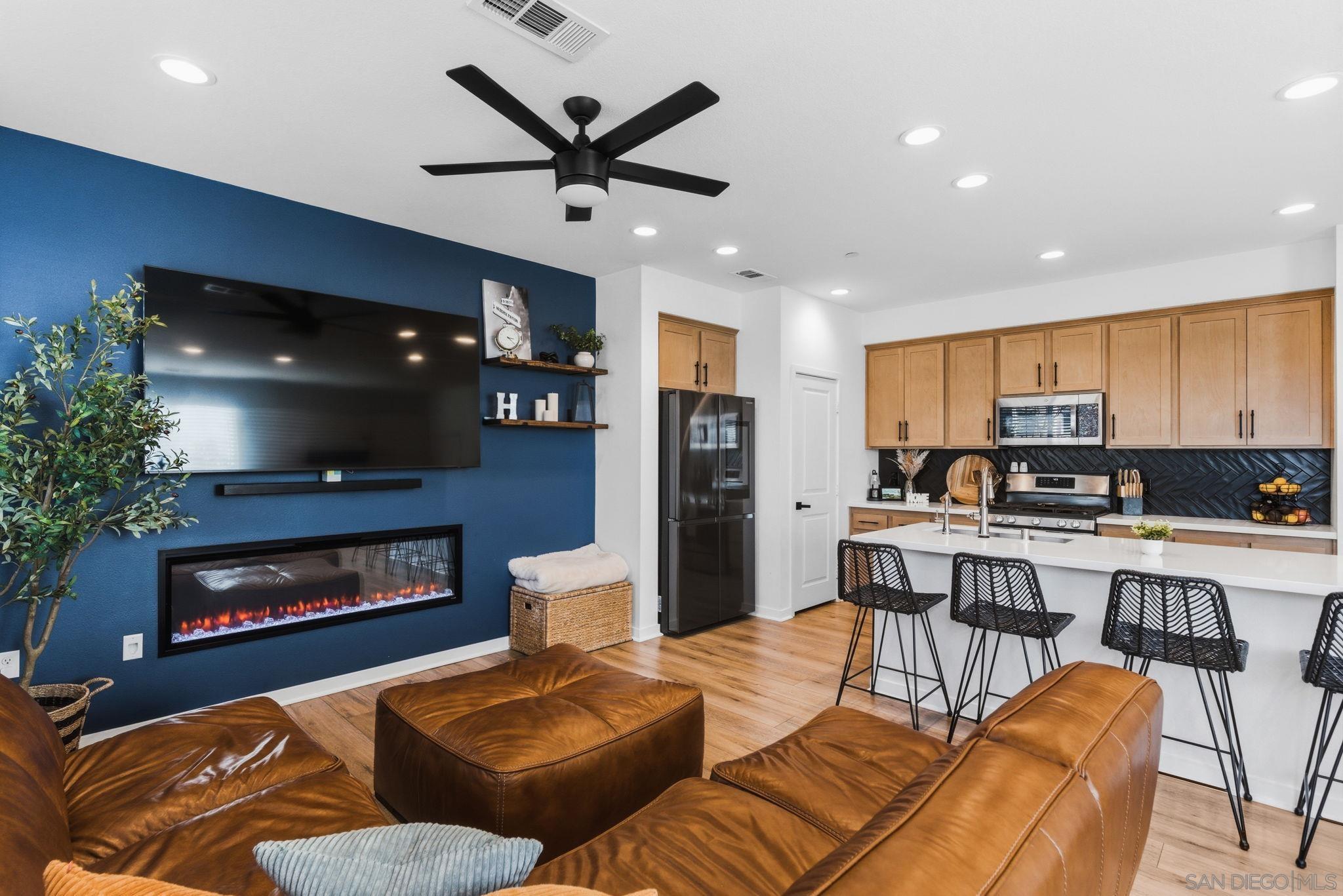 Detail Gallery Image 3 of 39 For 39345  Corvina Ln, Temecula,  CA 92591 - 4 Beds | 2/1 Baths