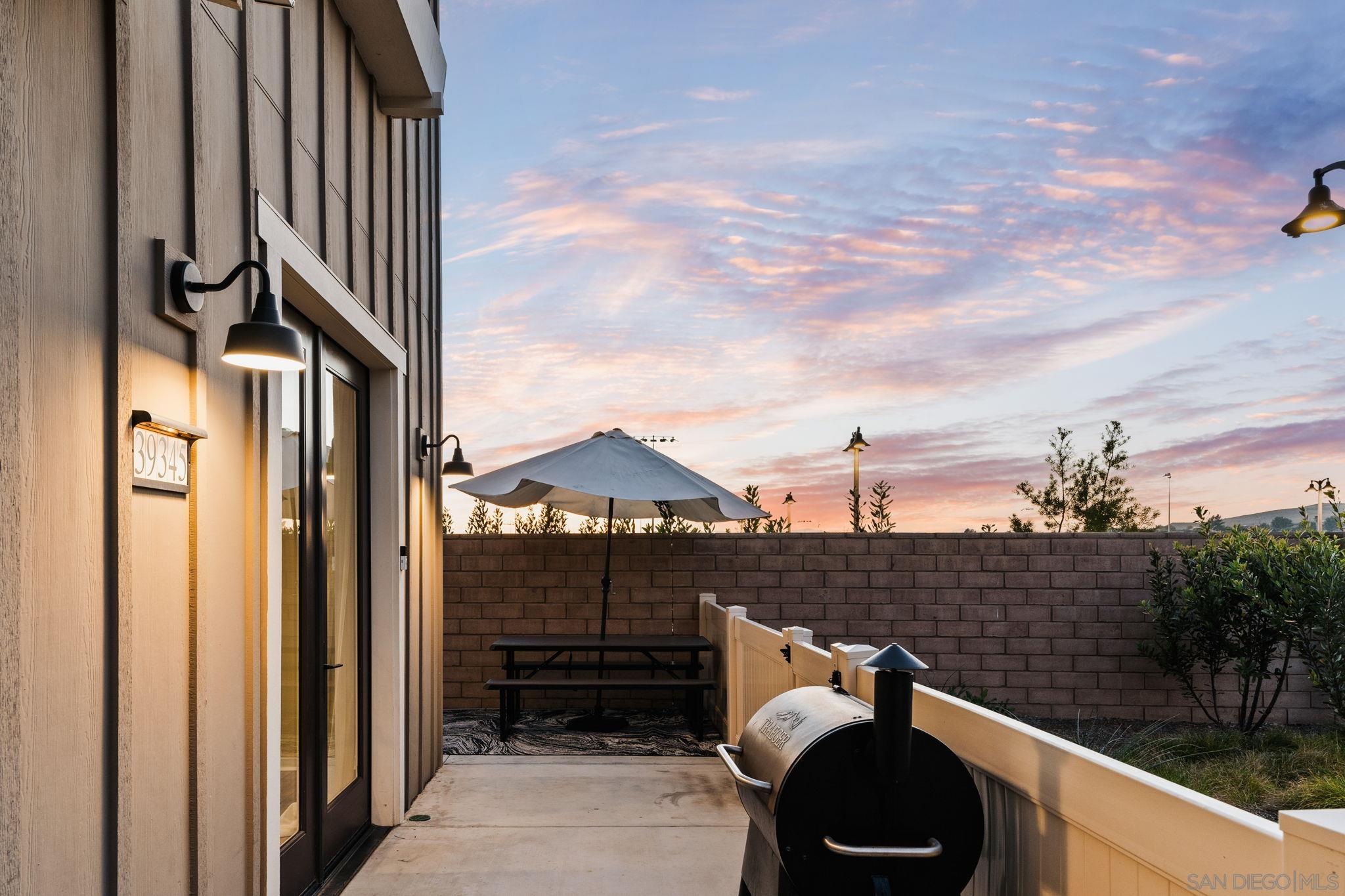 Detail Gallery Image 25 of 39 For 39345  Corvina Ln, Temecula,  CA 92591 - 4 Beds | 2/1 Baths