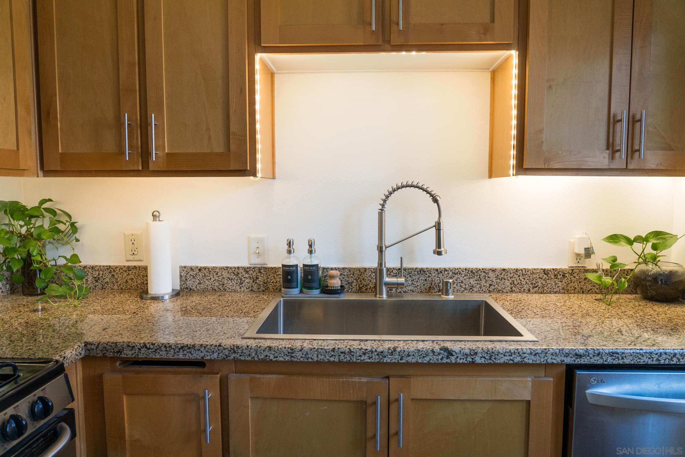 Detail Gallery Image 8 of 25 For 450  J St  #4161,  San Diego,  CA 92101 - 1 Beds | 1 Baths
