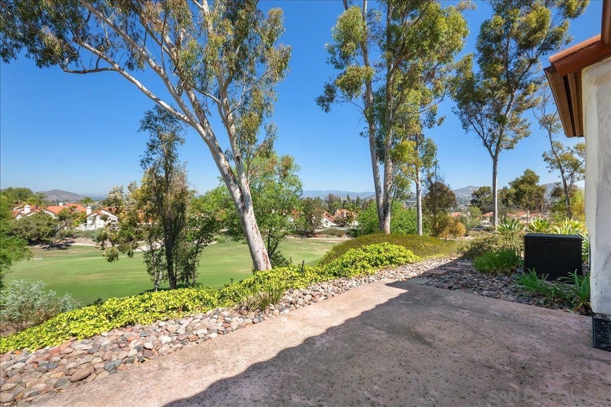 Detail Gallery Image 2 of 45 For 12202  Paseo Lucido  #D,  San Diego,  CA 92128 - 2 Beds | 2 Baths