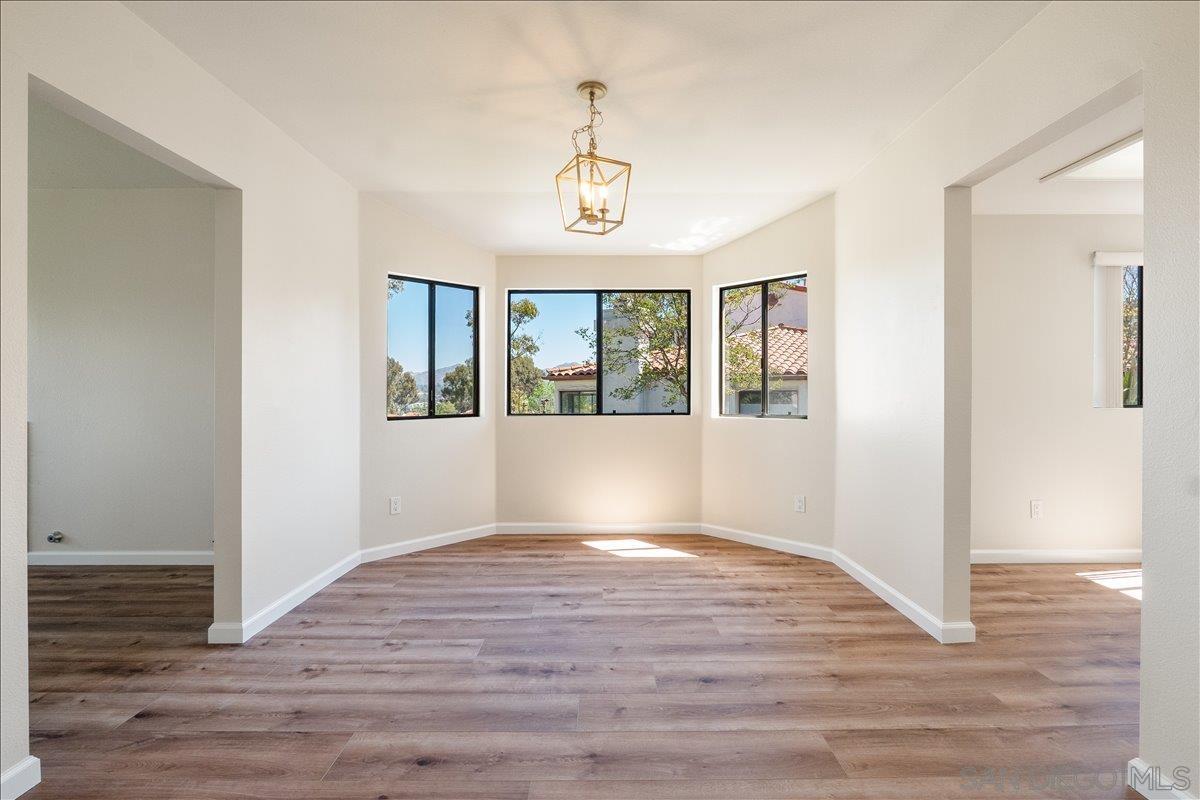 Detail Gallery Image 17 of 45 For 12202  Paseo Lucido  #D,  San Diego,  CA 92128 - 2 Beds | 2 Baths