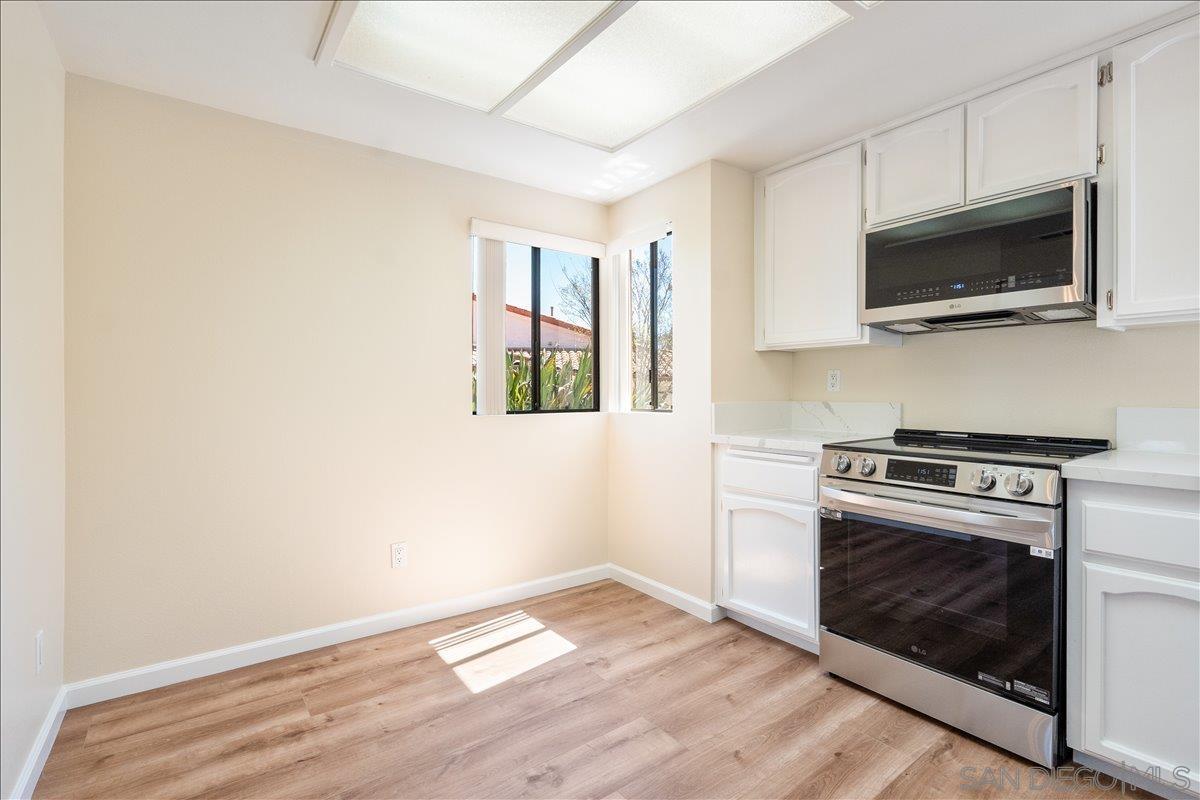 Detail Gallery Image 22 of 45 For 12202  Paseo Lucido  #D,  San Diego,  CA 92128 - 2 Beds | 2 Baths