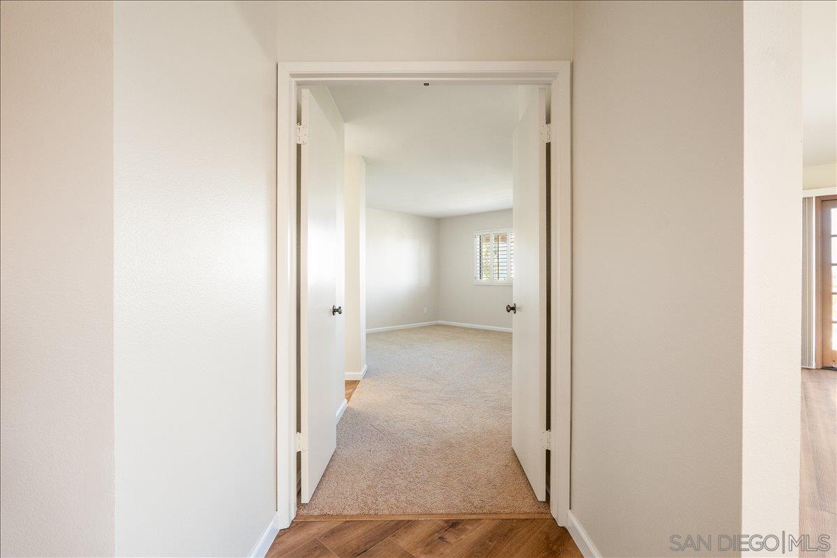Detail Gallery Image 23 of 45 For 12202  Paseo Lucido  #D,  San Diego,  CA 92128 - 2 Beds | 2 Baths