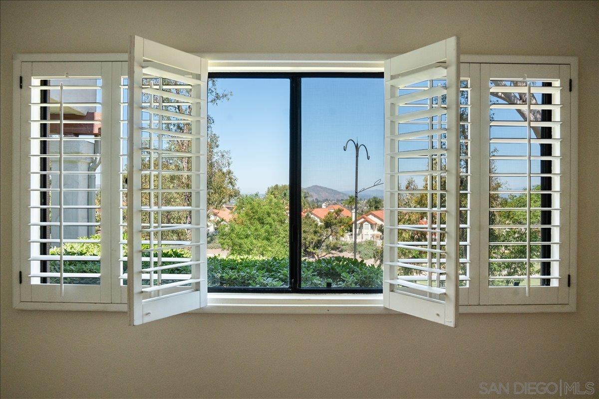 Detail Gallery Image 25 of 45 For 12202  Paseo Lucido  #D,  San Diego,  CA 92128 - 2 Beds | 2 Baths