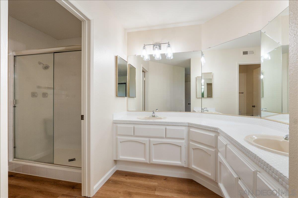 Detail Gallery Image 28 of 45 For 12202  Paseo Lucido  #D,  San Diego,  CA 92128 - 2 Beds | 2 Baths