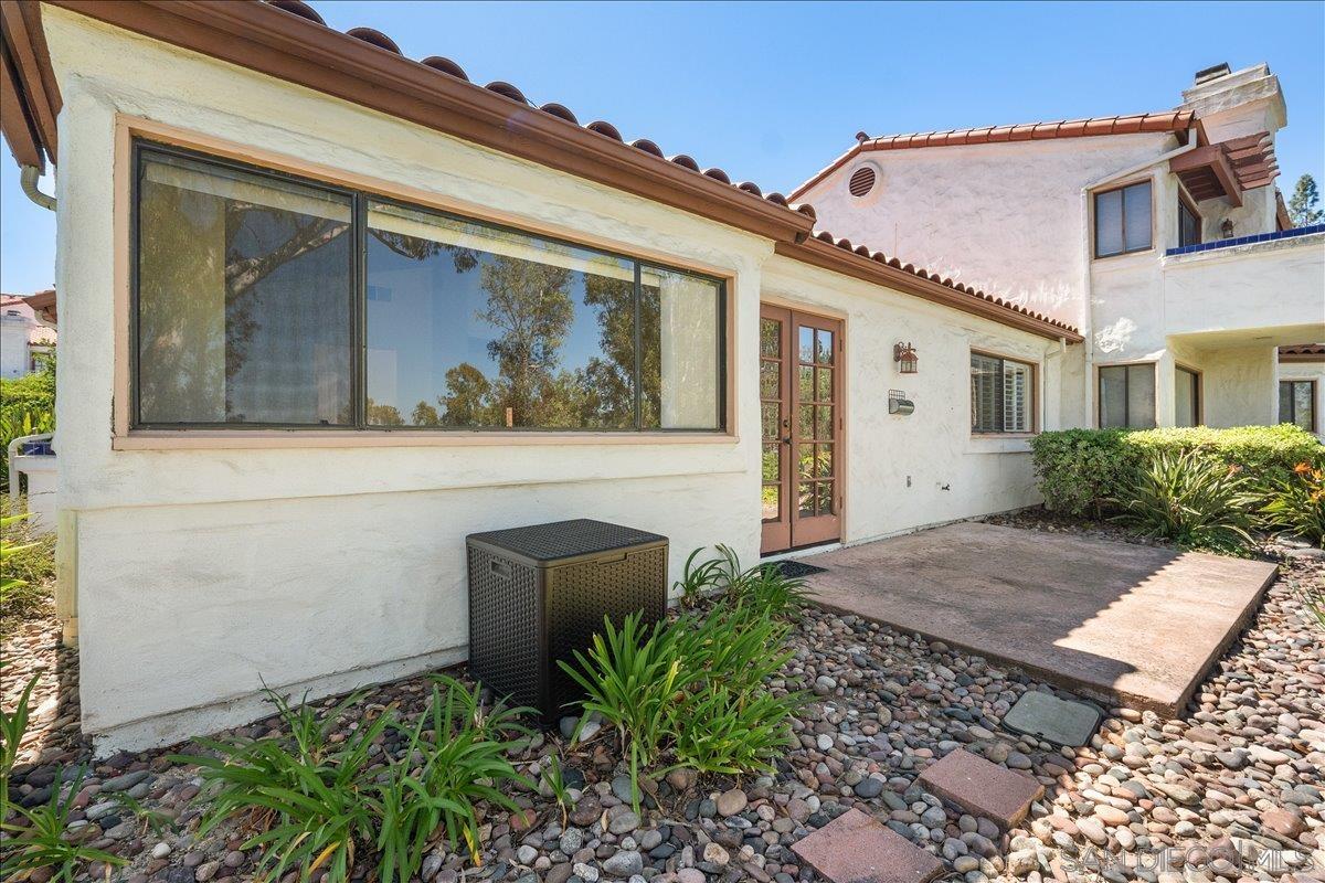 Detail Gallery Image 33 of 45 For 12202  Paseo Lucido  #D,  San Diego,  CA 92128 - 2 Beds | 2 Baths