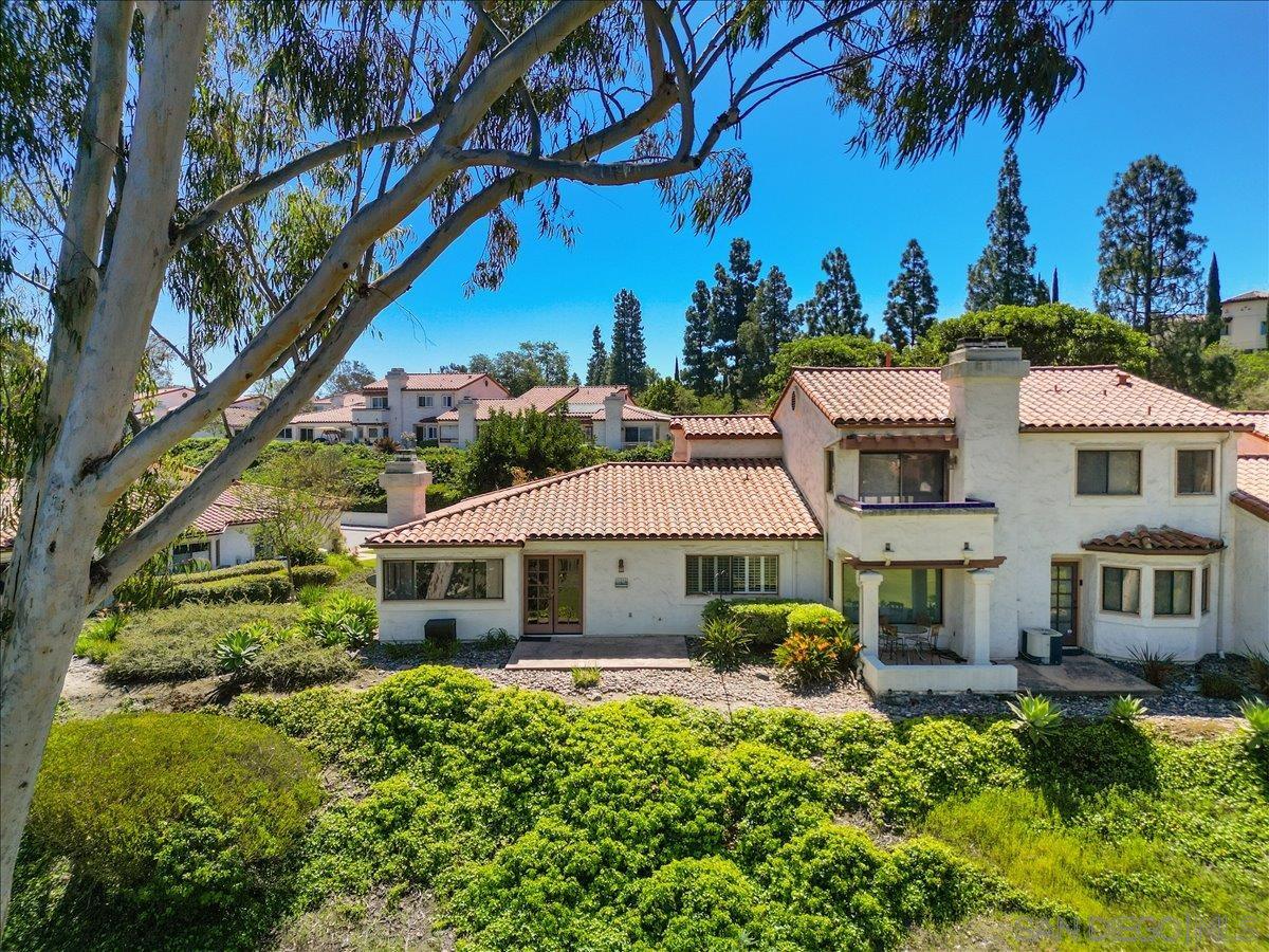 Detail Gallery Image 35 of 45 For 12202  Paseo Lucido  #D,  San Diego,  CA 92128 - 2 Beds | 2 Baths