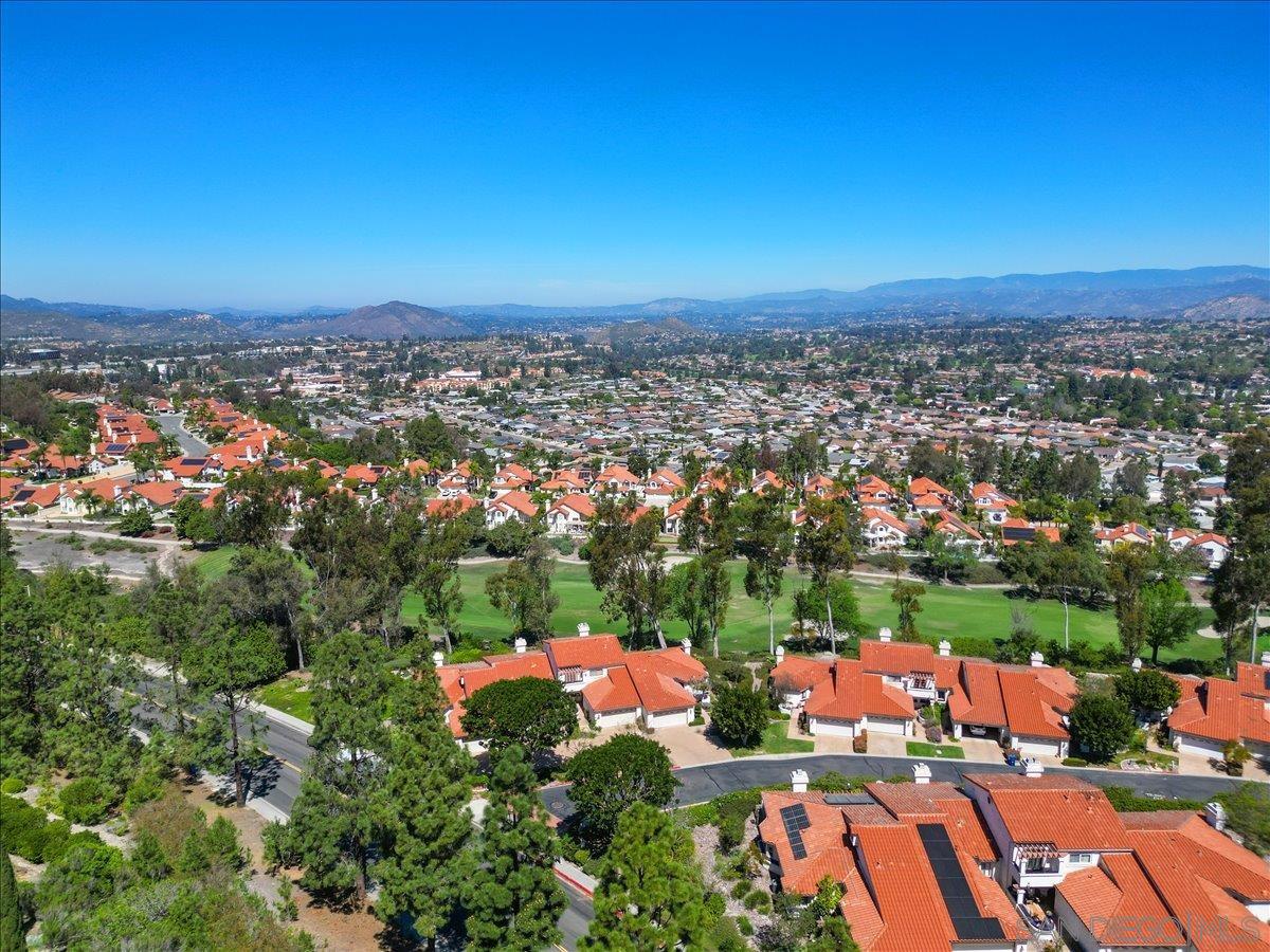 Detail Gallery Image 40 of 45 For 12202  Paseo Lucido  #D,  San Diego,  CA 92128 - 2 Beds | 2 Baths