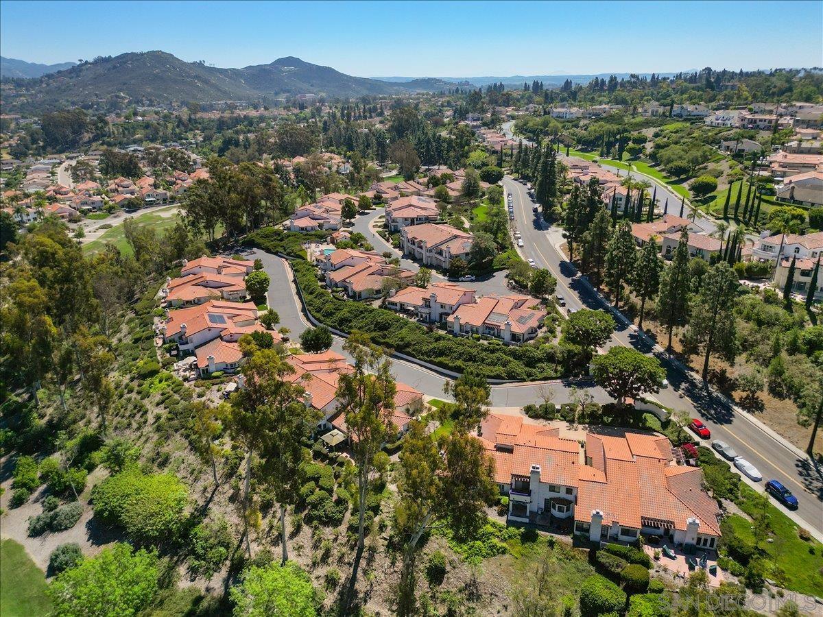 Detail Gallery Image 41 of 45 For 12202  Paseo Lucido  #D,  San Diego,  CA 92128 - 2 Beds | 2 Baths