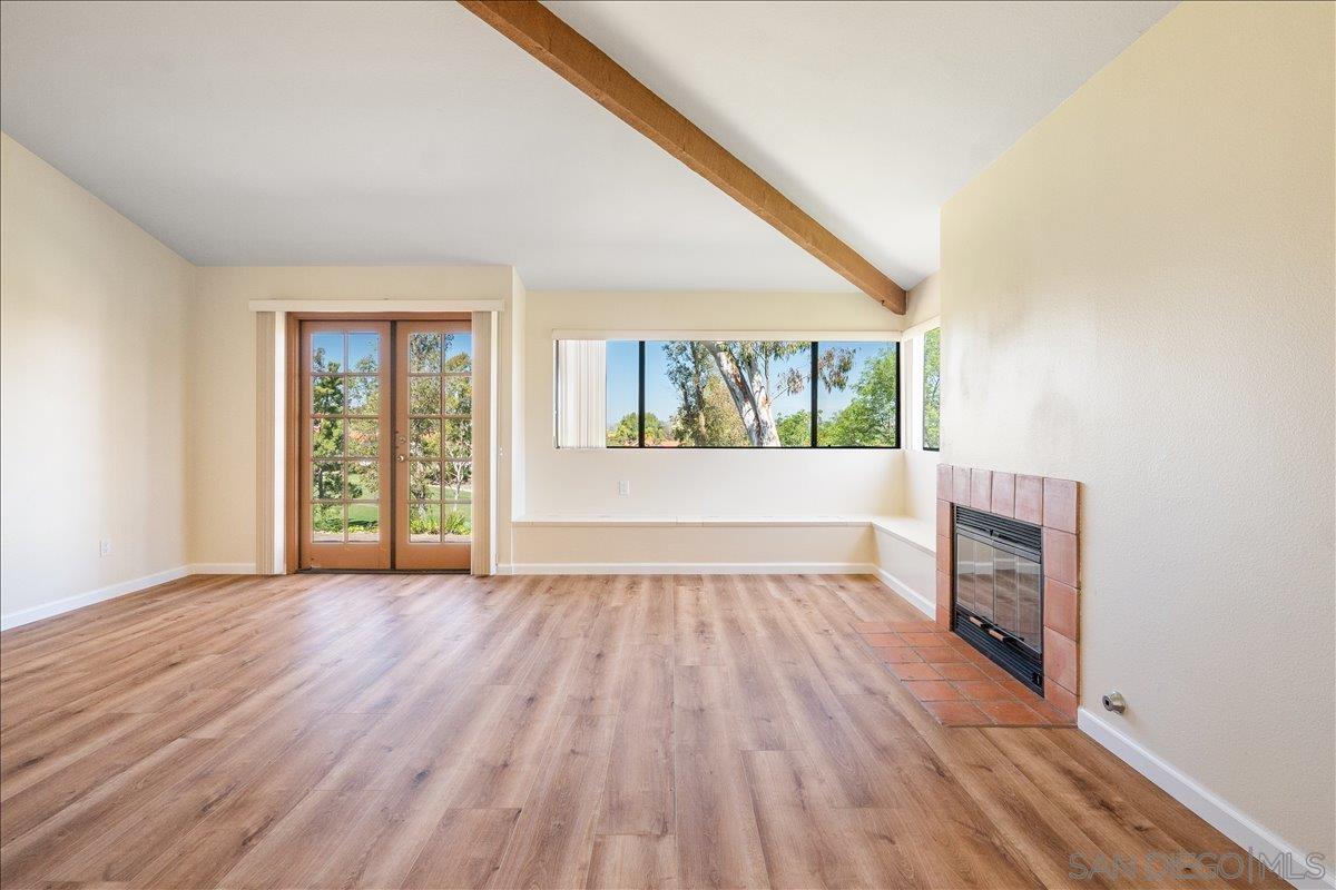 Detail Gallery Image 8 of 45 For 12202  Paseo Lucido  #D,  San Diego,  CA 92128 - 2 Beds | 2 Baths