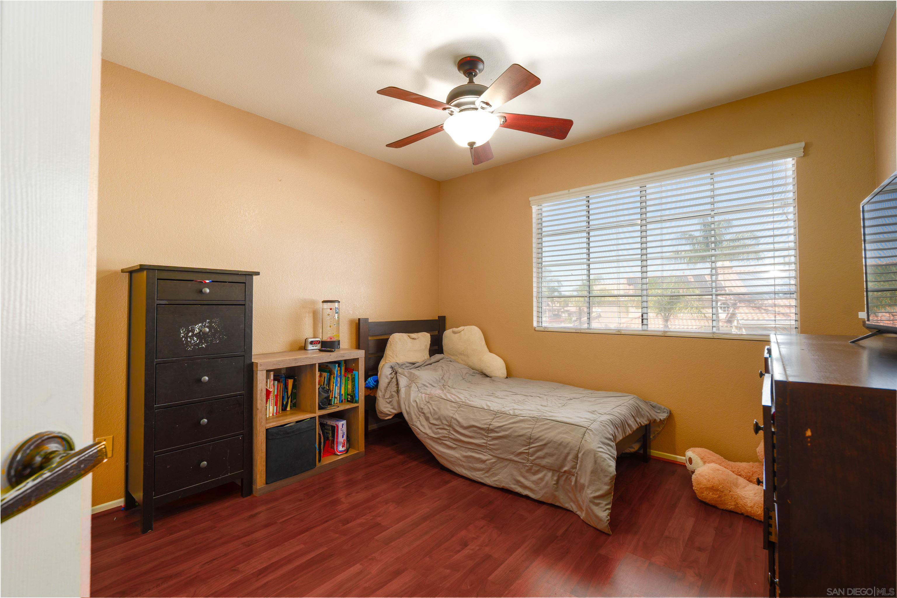 Detail Gallery Image 13 of 22 For 40976  Cardinal Flower Dr., Murrieta,  CA 92562 - 4 Beds | 2/1 Baths