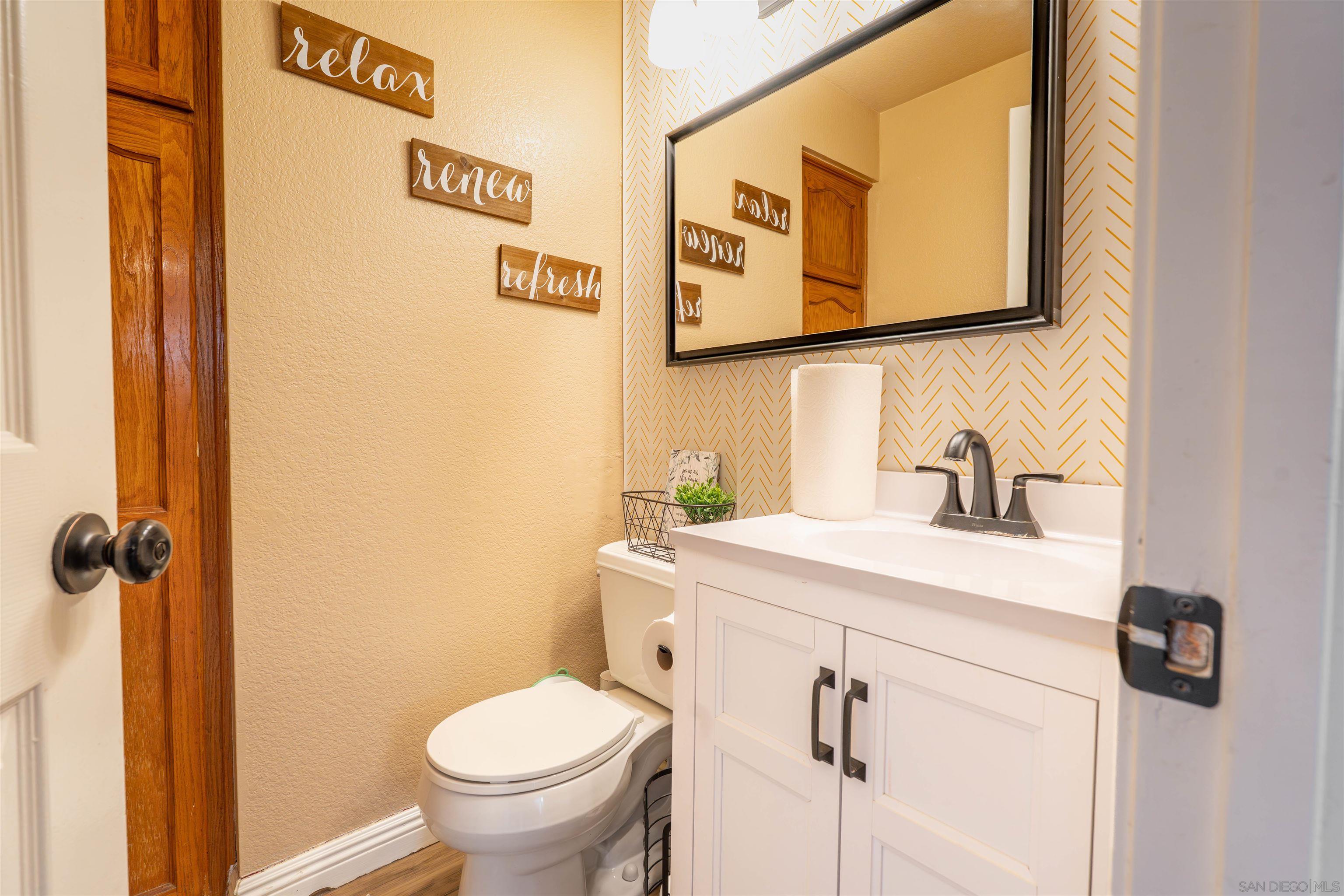 Detail Gallery Image 8 of 22 For 40976  Cardinal Flower Dr., Murrieta,  CA 92562 - 4 Beds | 2/1 Baths
