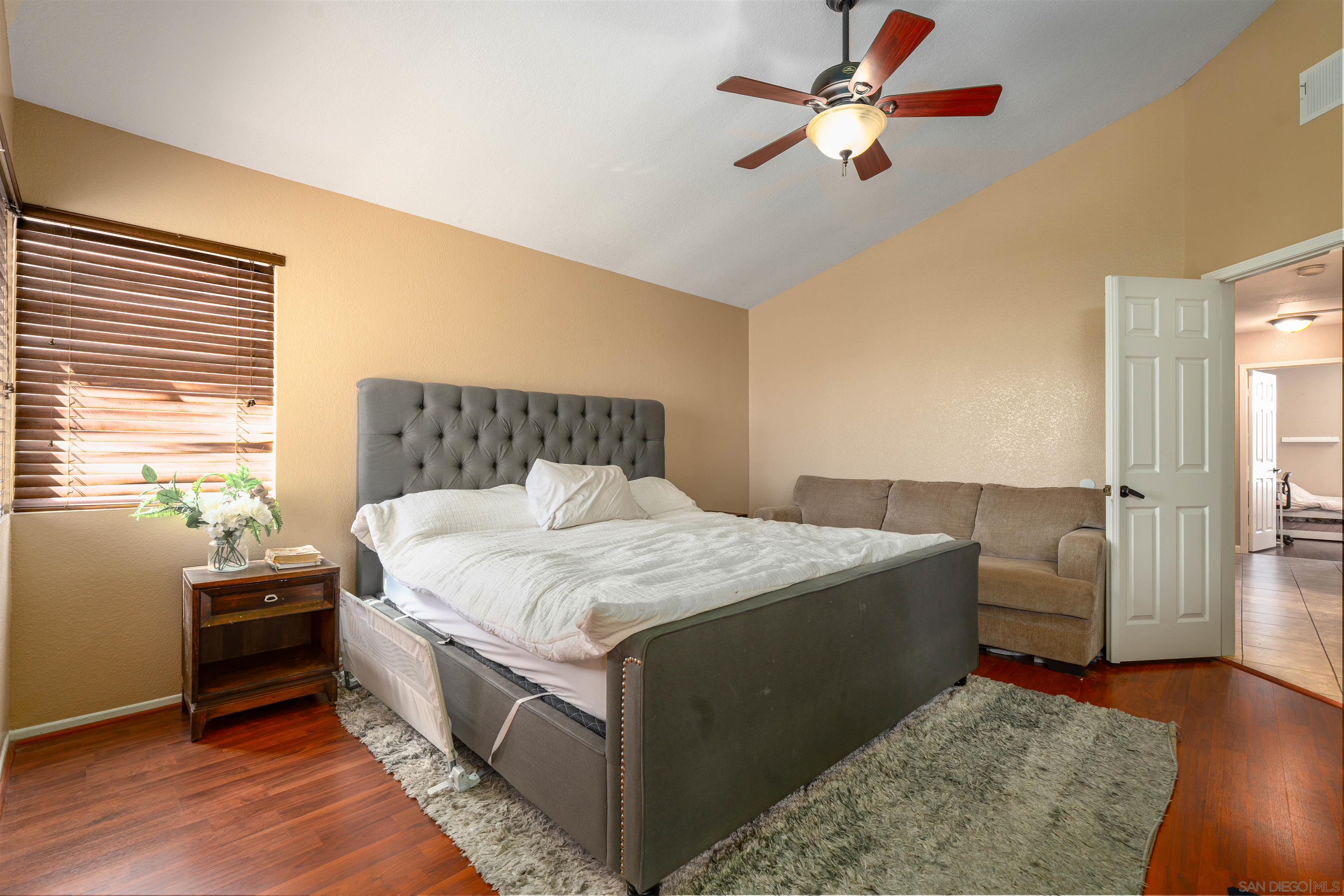 Detail Gallery Image 9 of 22 For 40976  Cardinal Flower Dr., Murrieta,  CA 92562 - 4 Beds | 2/1 Baths