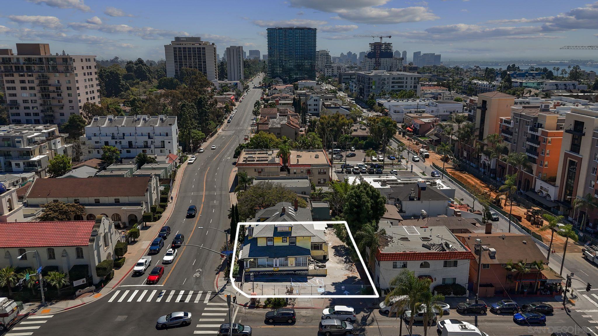 Detail Gallery Image 3 of 8 For , San Diego,  CA 92103 - – Beds | – Baths