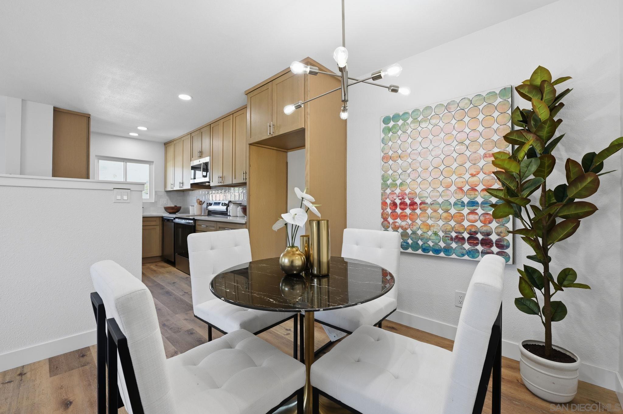 Detail Gallery Image 11 of 36 For 9922  Paseo Montalban, San Diego,  CA 92129 - 2 Beds | 1/1 Baths