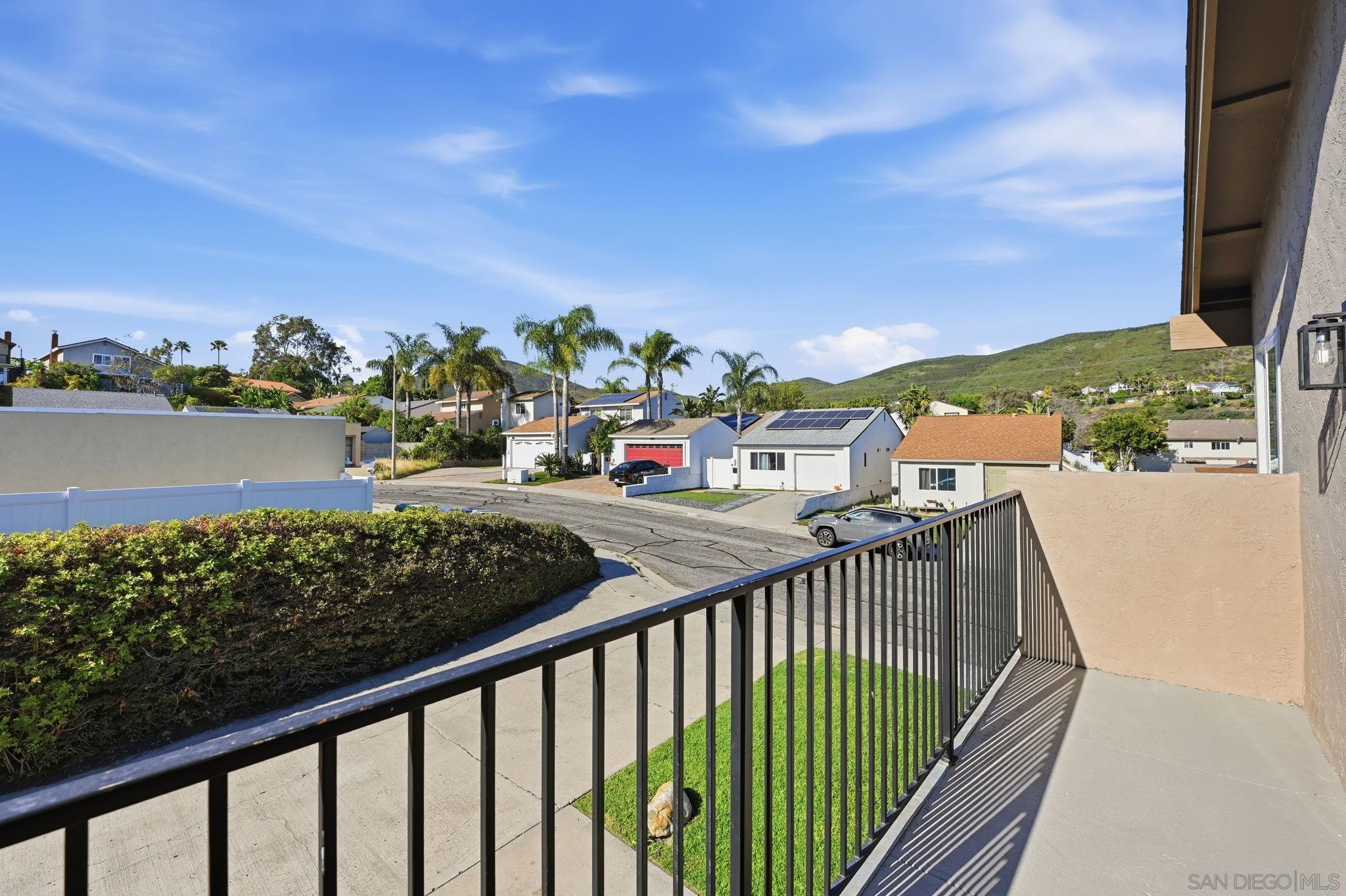 Detail Gallery Image 18 of 36 For 9922  Paseo Montalban, San Diego,  CA 92129 - 2 Beds | 1/1 Baths