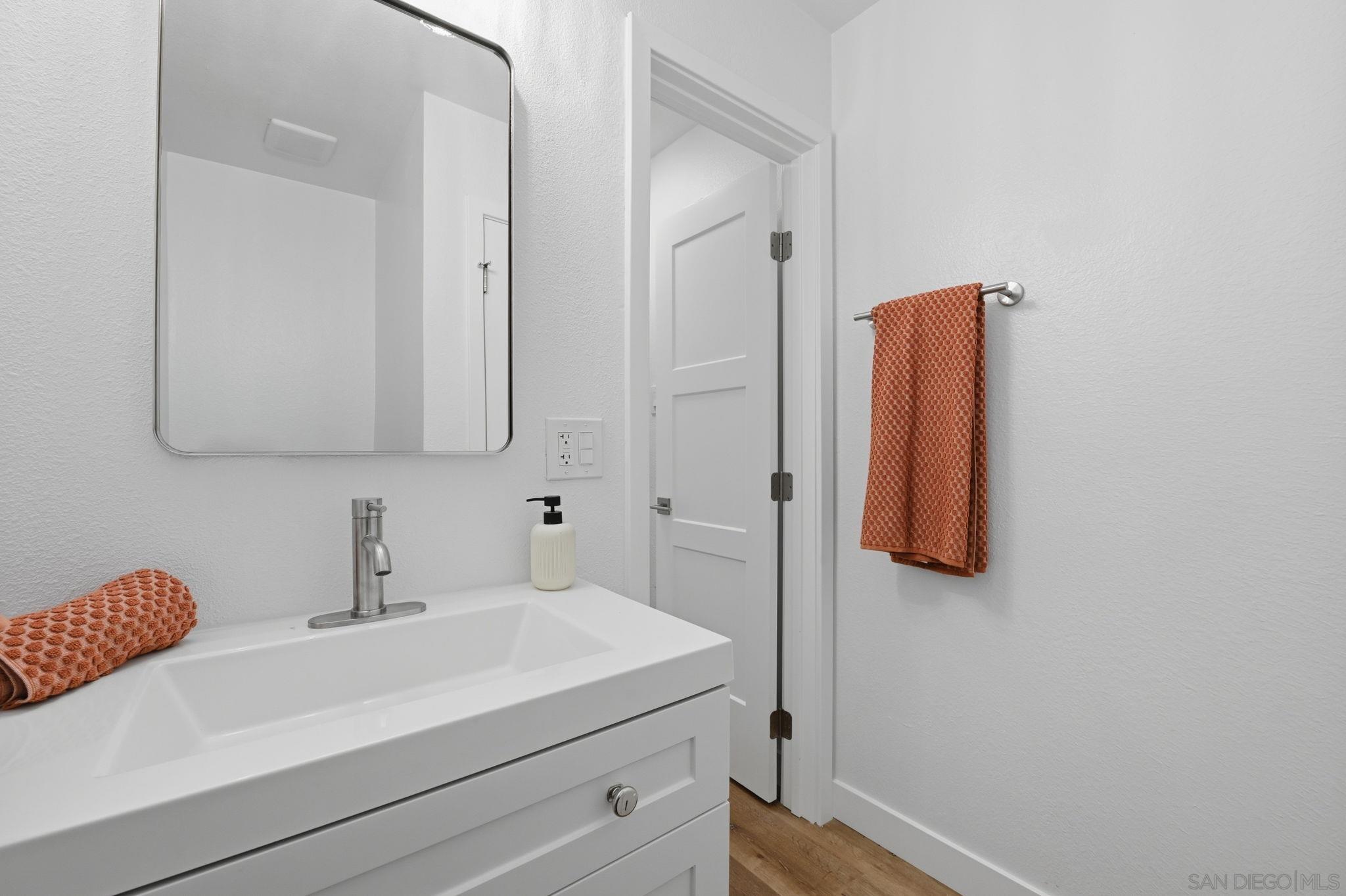 Detail Gallery Image 31 of 36 For 9922  Paseo Montalban, San Diego,  CA 92129 - 2 Beds | 1/1 Baths