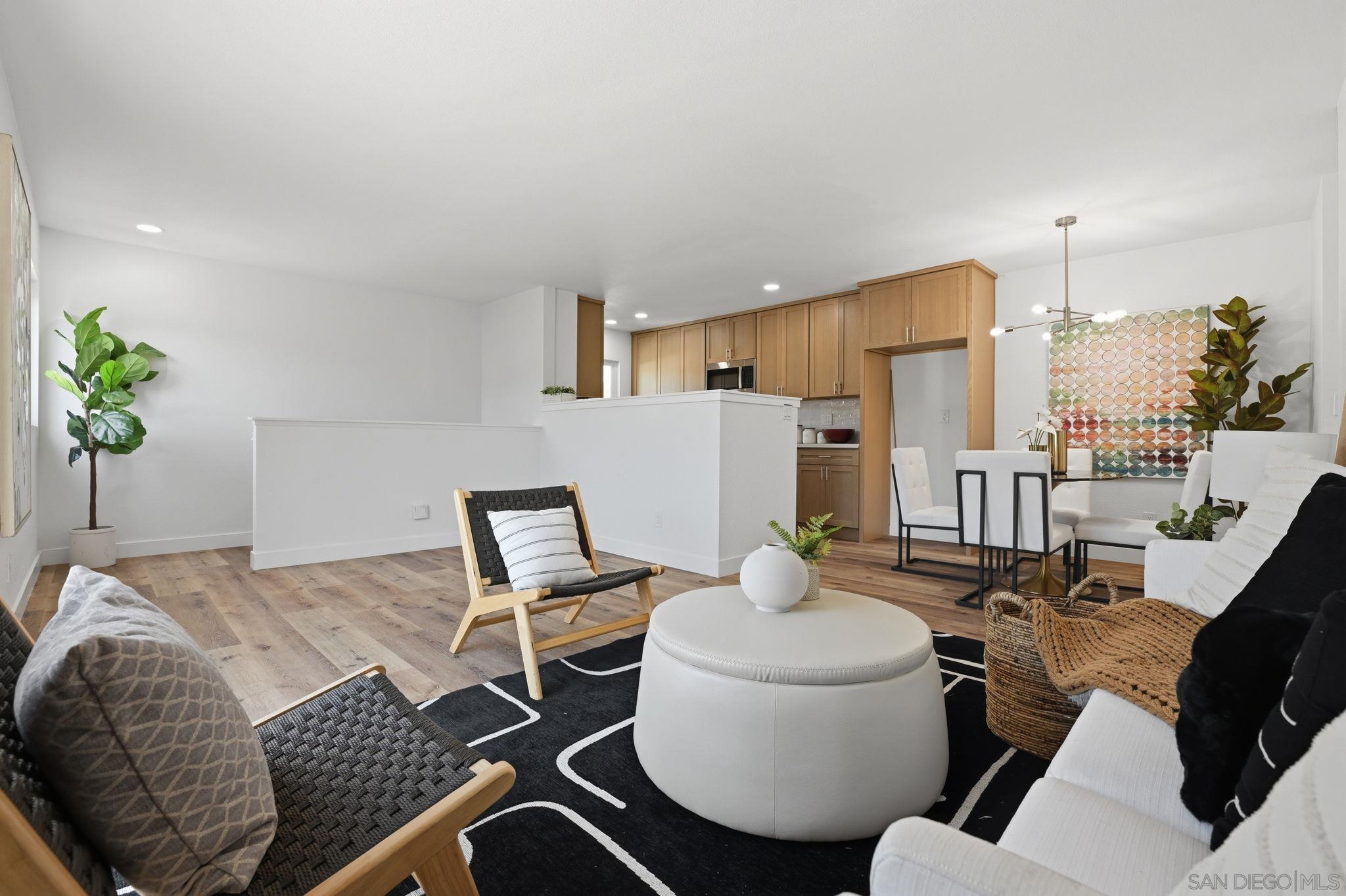 Detail Gallery Image 9 of 36 For 9922  Paseo Montalban, San Diego,  CA 92129 - 2 Beds | 1/1 Baths