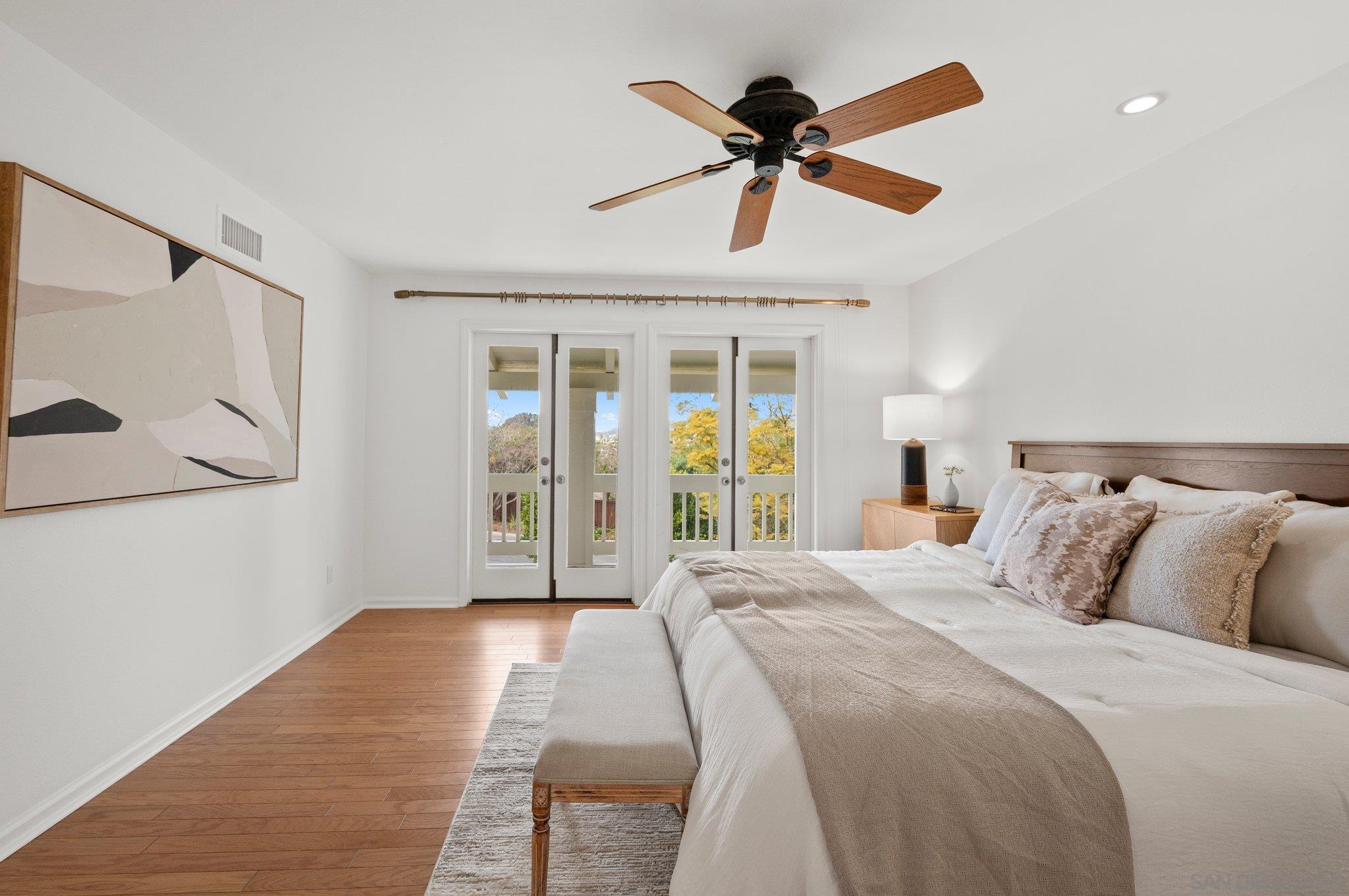 Detail Gallery Image 27 of 55 For 2505  Hidden Valley Pl, La Jolla,  CA 92037 - 5 Beds | 4 Baths