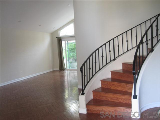 Detail Gallery Image 11 of 18 For 4566  Sherlock Court, San Diego,  CA 92122 - 3 Beds | 2/1 Baths