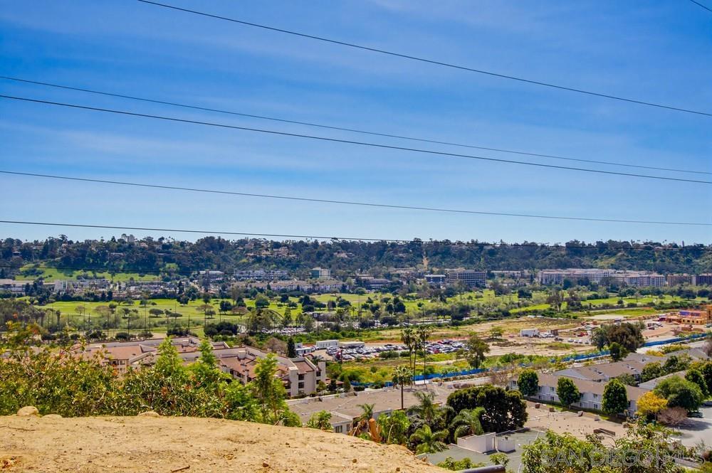 Detail Gallery Image 40 of 50 For 1366  Camino Lujan, San Diego,  CA 92111 - 3 Beds | 2/1 Baths