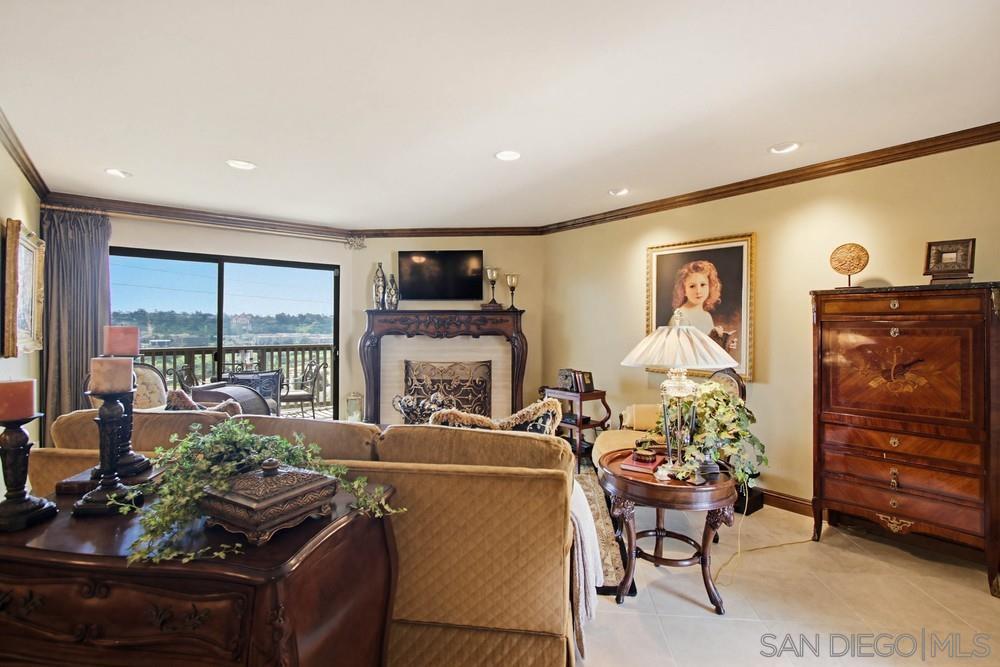 Detail Gallery Image 10 of 50 For 1366  Camino Lujan, San Diego,  CA 92111 - 3 Beds | 2/1 Baths