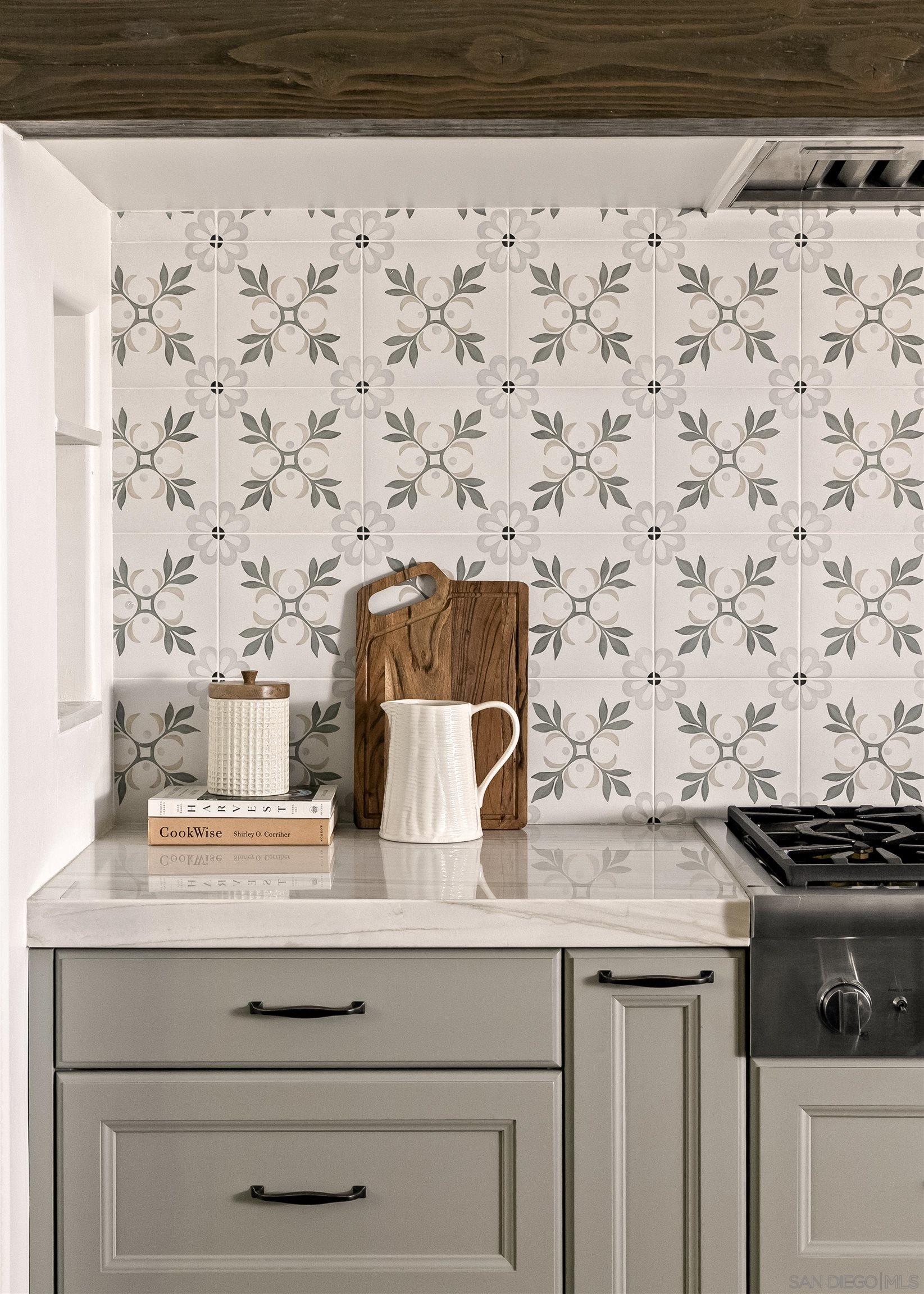 Detail Gallery Image 21 of 75 For 19185  via Cuesta, Ramona,  CA 92065 - 3 Beds | 3 Baths