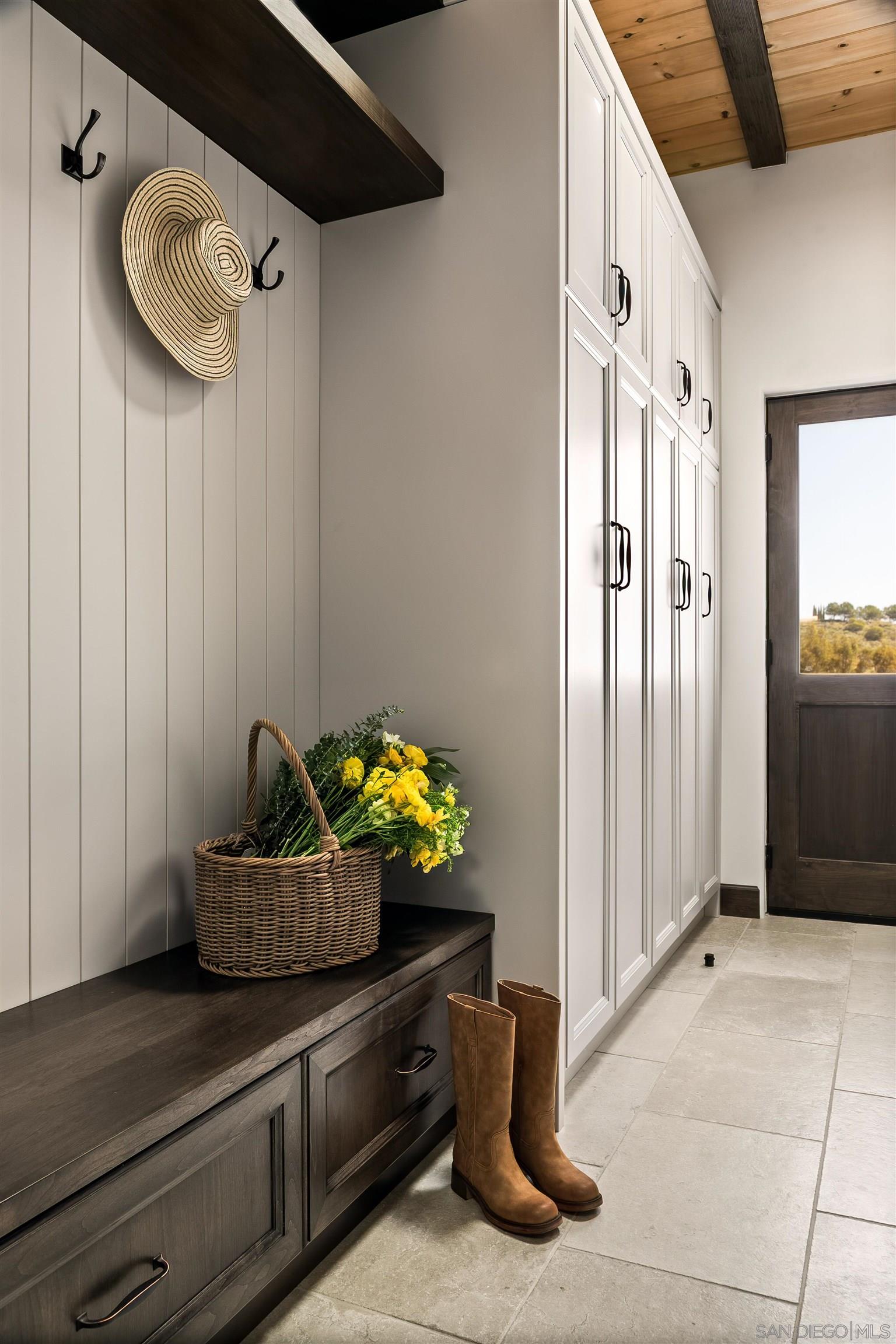 Detail Gallery Image 23 of 75 For 19185  via Cuesta, Ramona,  CA 92065 - 3 Beds | 3 Baths