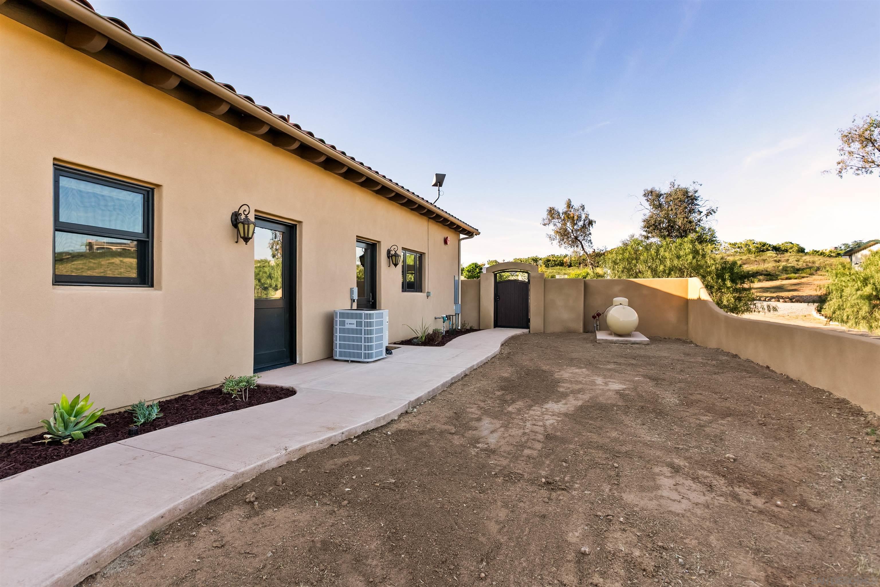 Detail Gallery Image 69 of 75 For 19185  via Cuesta, Ramona,  CA 92065 - 3 Beds | 3 Baths