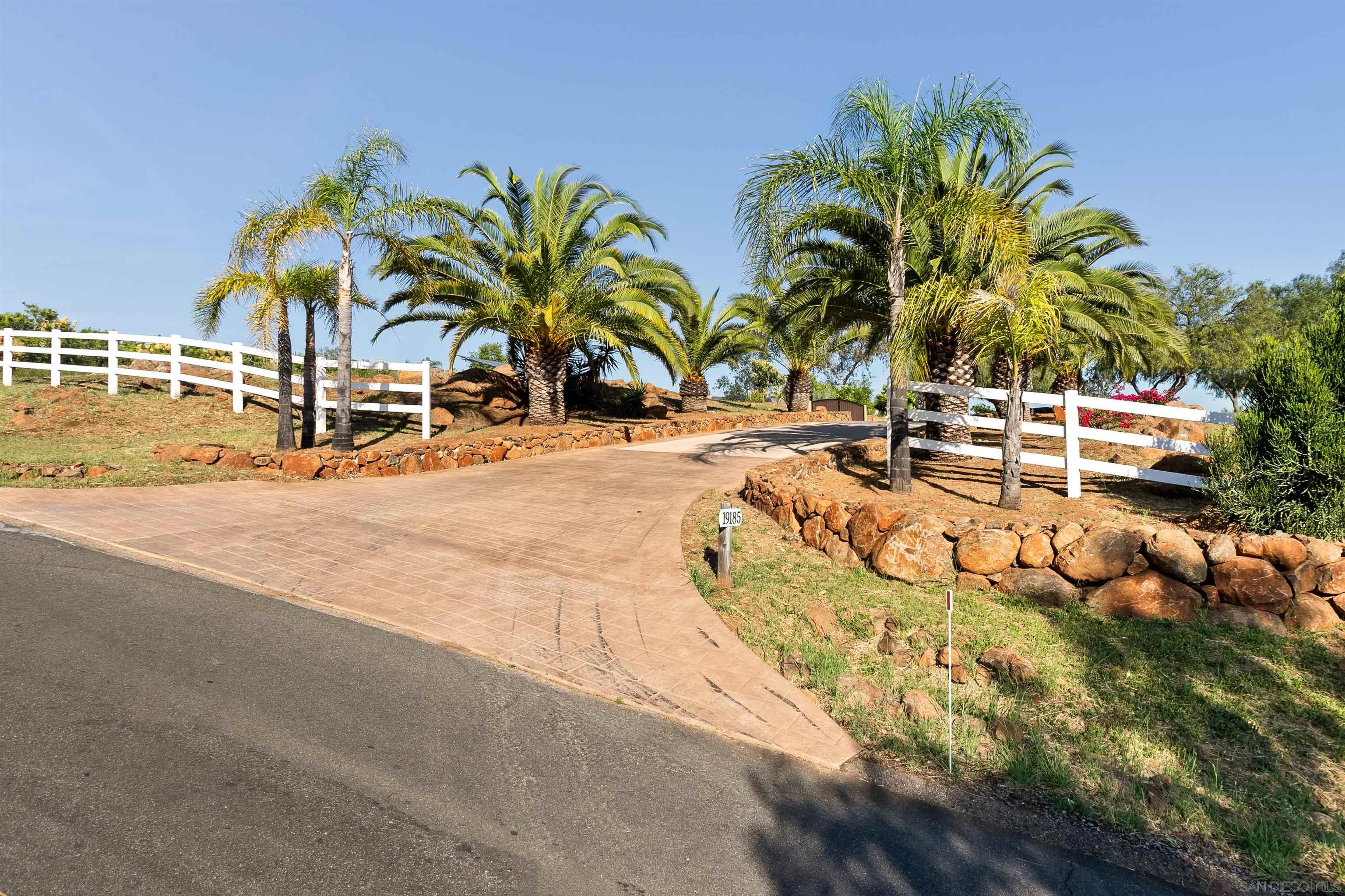 Detail Gallery Image 75 of 75 For 19185  via Cuesta, Ramona,  CA 92065 - 3 Beds | 3 Baths