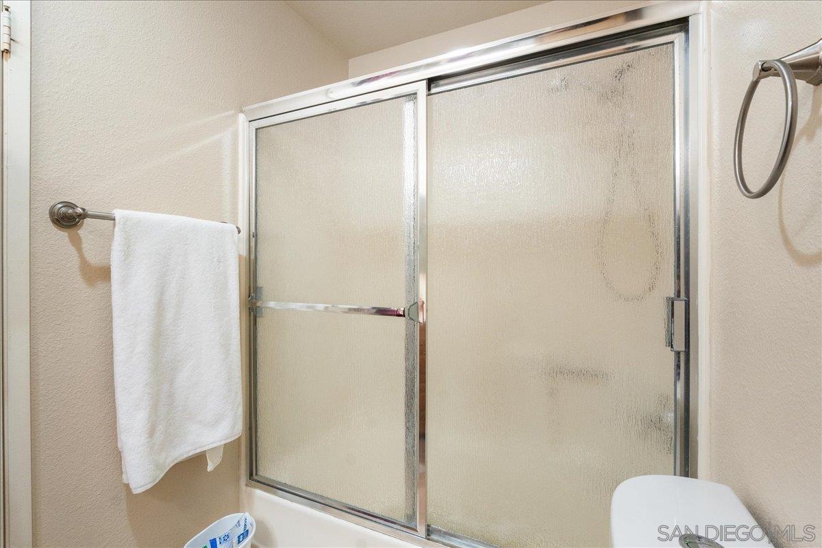 Detail Gallery Image 12 of 30 For 6350  Genesee Ave.  #115,  San Diego,  CA 92122 - 2 Beds | 2 Baths