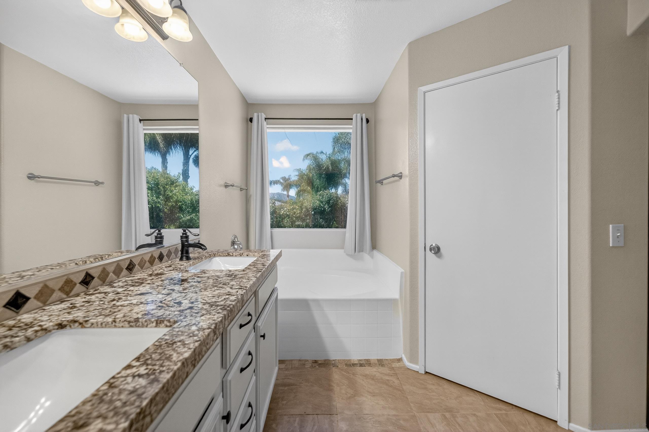 Detail Gallery Image 22 of 36 For 43165  Sereno Dr., Temecula,  CA 92592 - 4 Beds | 2/1 Baths