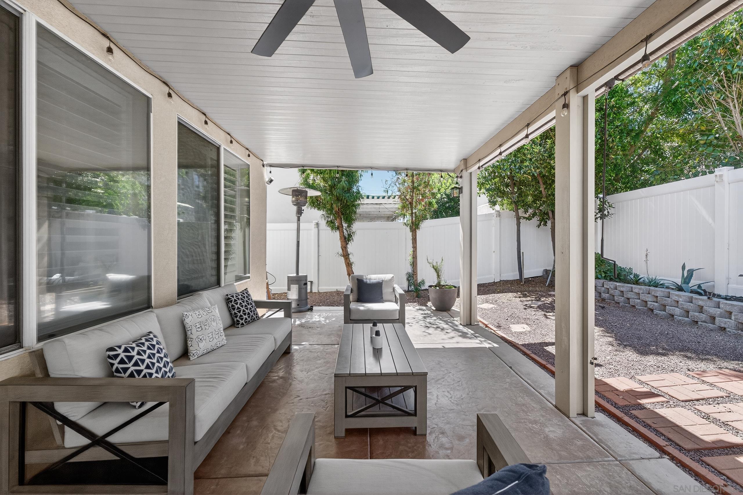 Detail Gallery Image 28 of 36 For 43165  Sereno Dr., Temecula,  CA 92592 - 4 Beds | 2/1 Baths