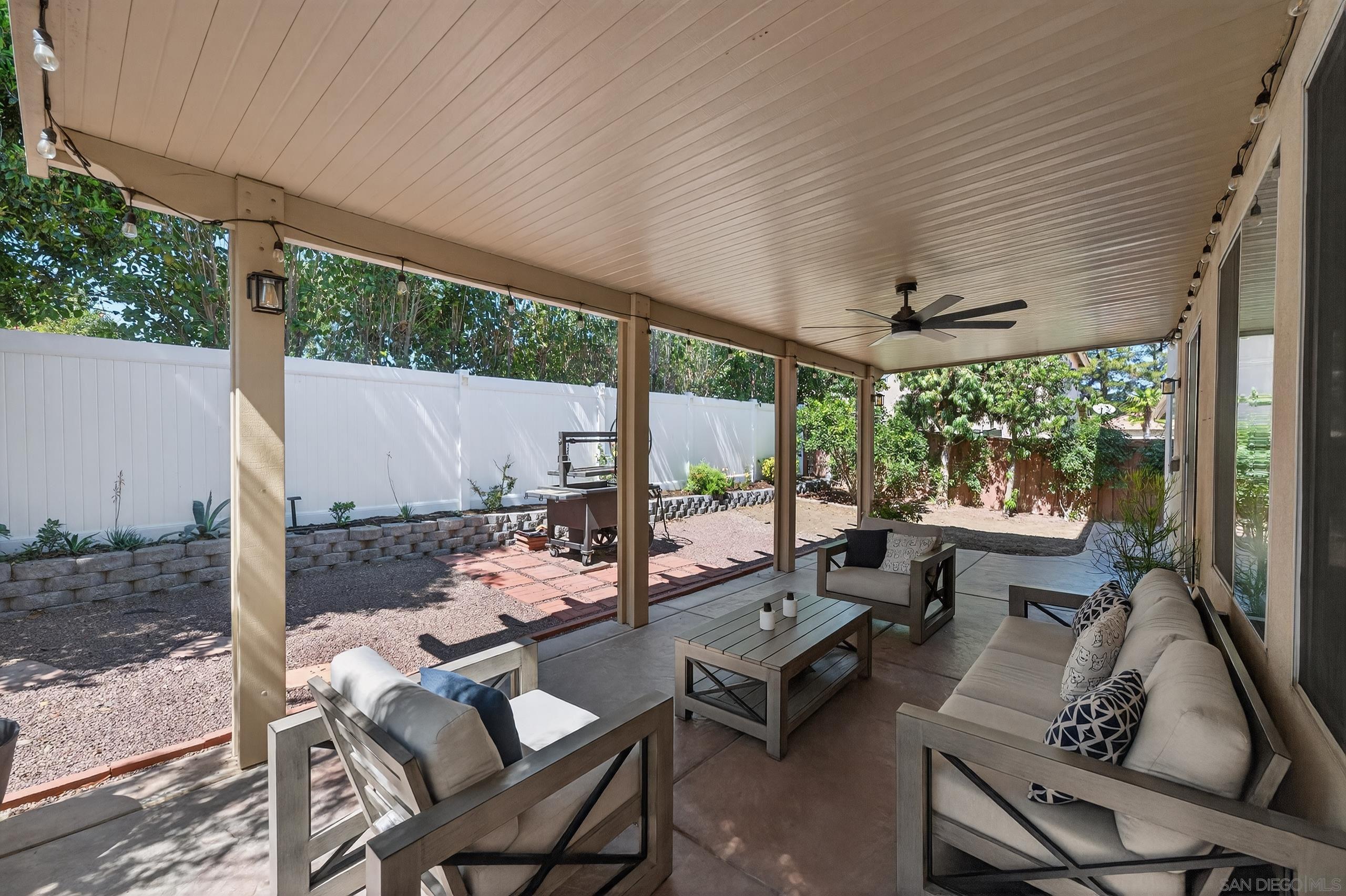 Detail Gallery Image 29 of 36 For 43165  Sereno Dr., Temecula,  CA 92592 - 4 Beds | 2/1 Baths