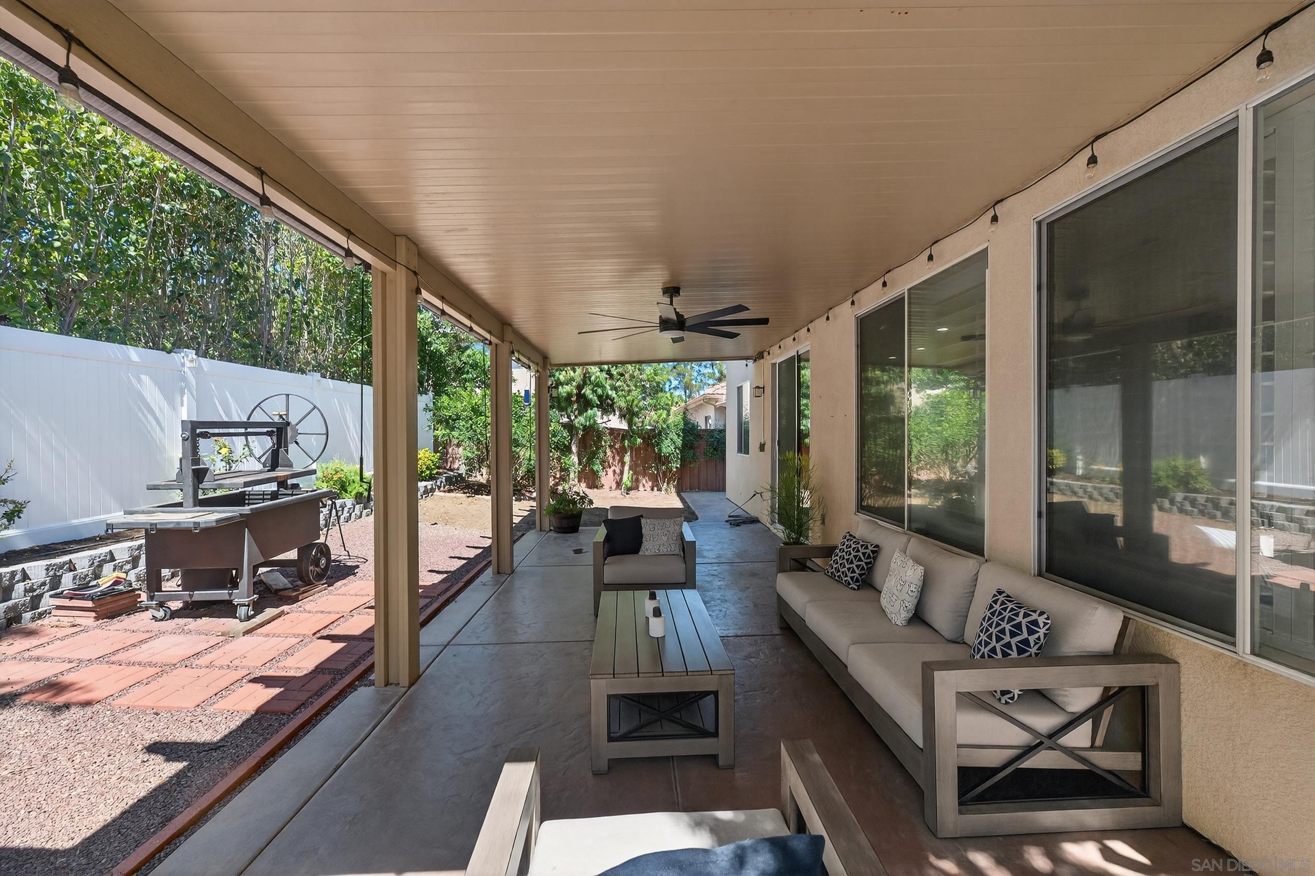 Detail Gallery Image 30 of 36 For 43165  Sereno Dr., Temecula,  CA 92592 - 4 Beds | 2/1 Baths