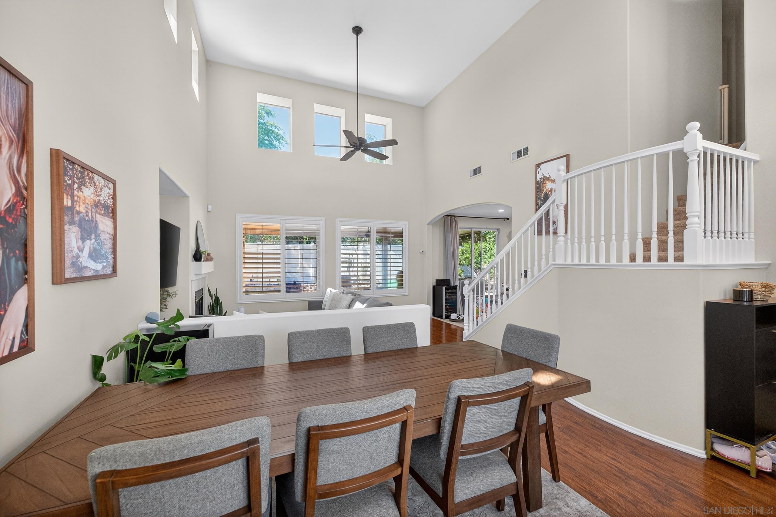 Detail Gallery Image 6 of 36 For 43165  Sereno Dr., Temecula,  CA 92592 - 4 Beds | 2/1 Baths