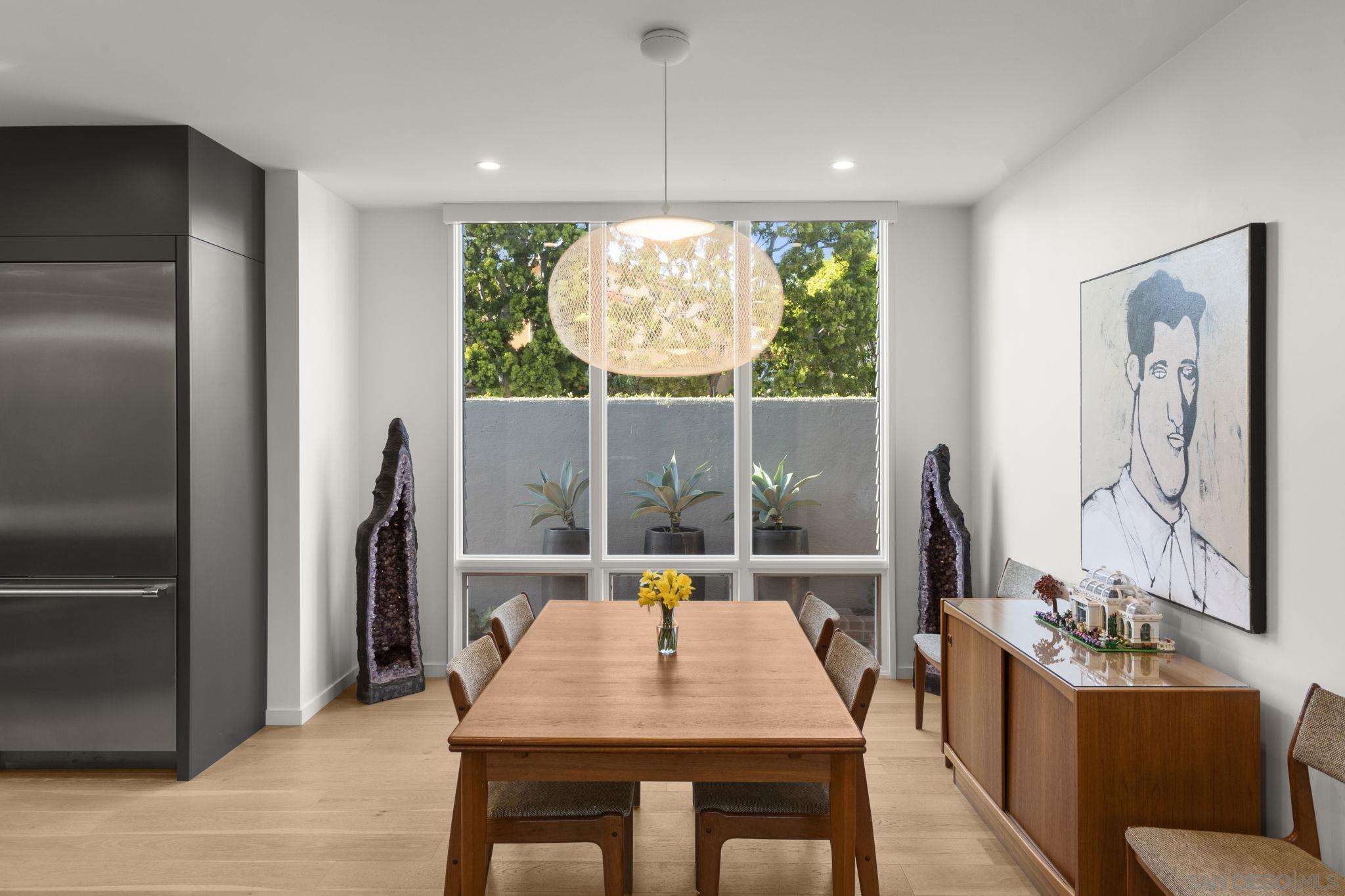 Detail Gallery Image 6 of 15 For 7747  Whitefield, La Jolla,  CA 92037 - 4 Beds | 3/1 Baths