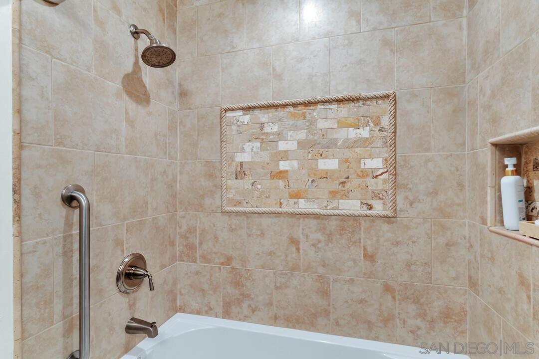 Detail Gallery Image 25 of 42 For 1155  Star Park Circle  1b,  Coronado,  CA 92118 - 2 Beds | 2 Baths